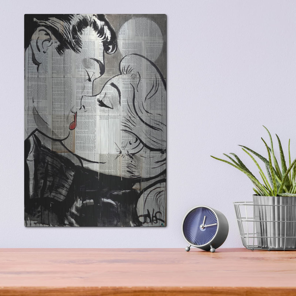 'Pop Kiss' by Loui Jover – Metal Wall Art, 12x16 room view
