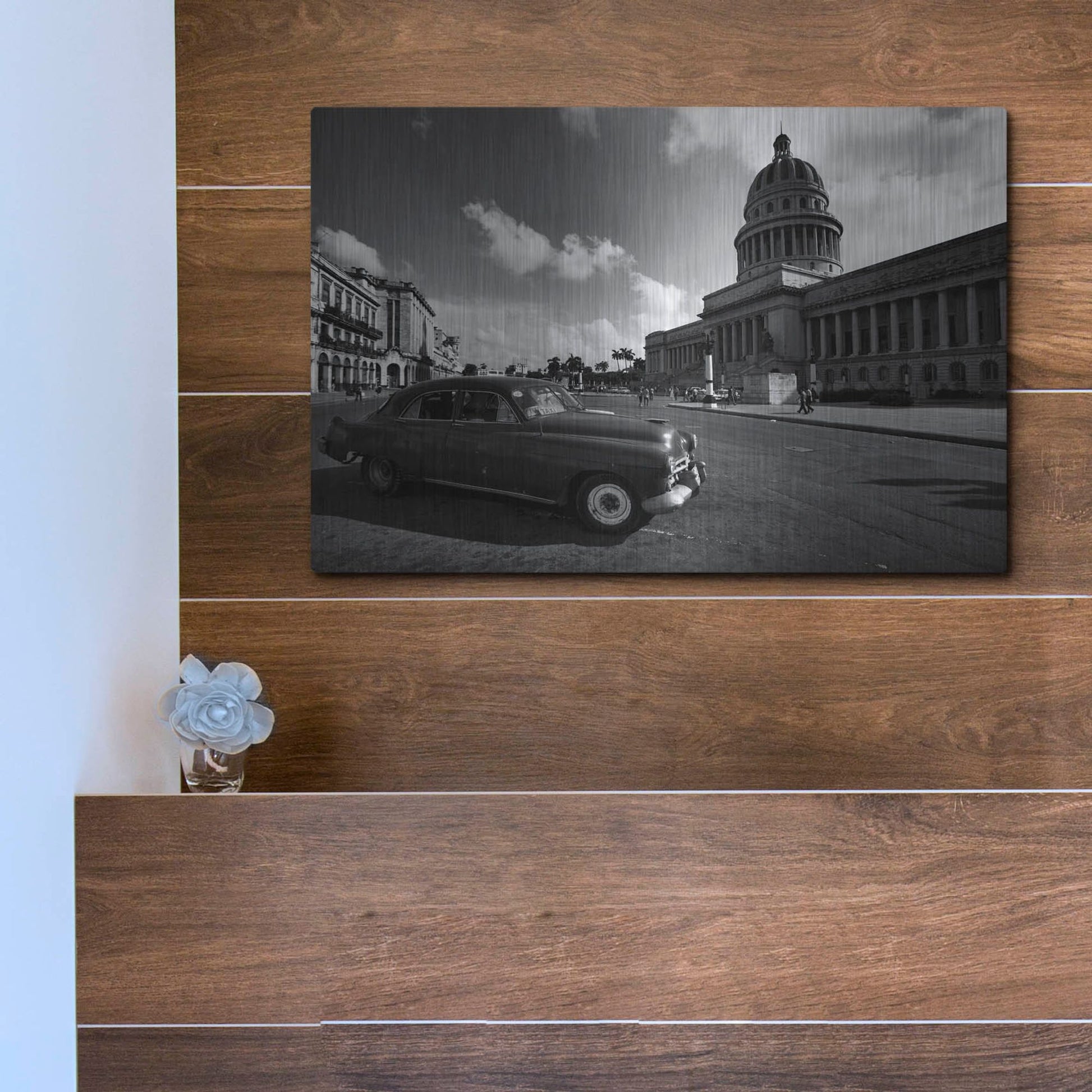 Luxe Metal Art 'Old Car BW' by Istvan Nagy, Metal Wall Art,16x12