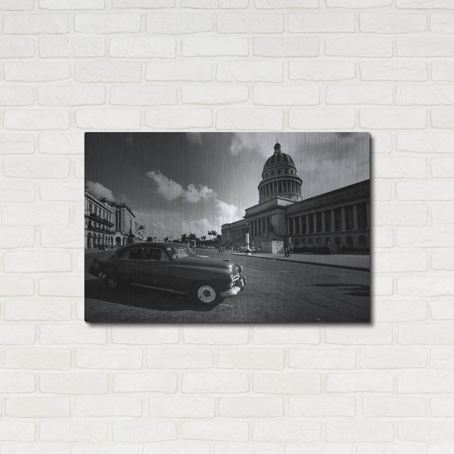 Luxe Metal Art 'Old Car BW' by Istvan Nagy, Metal Wall Art,36x24