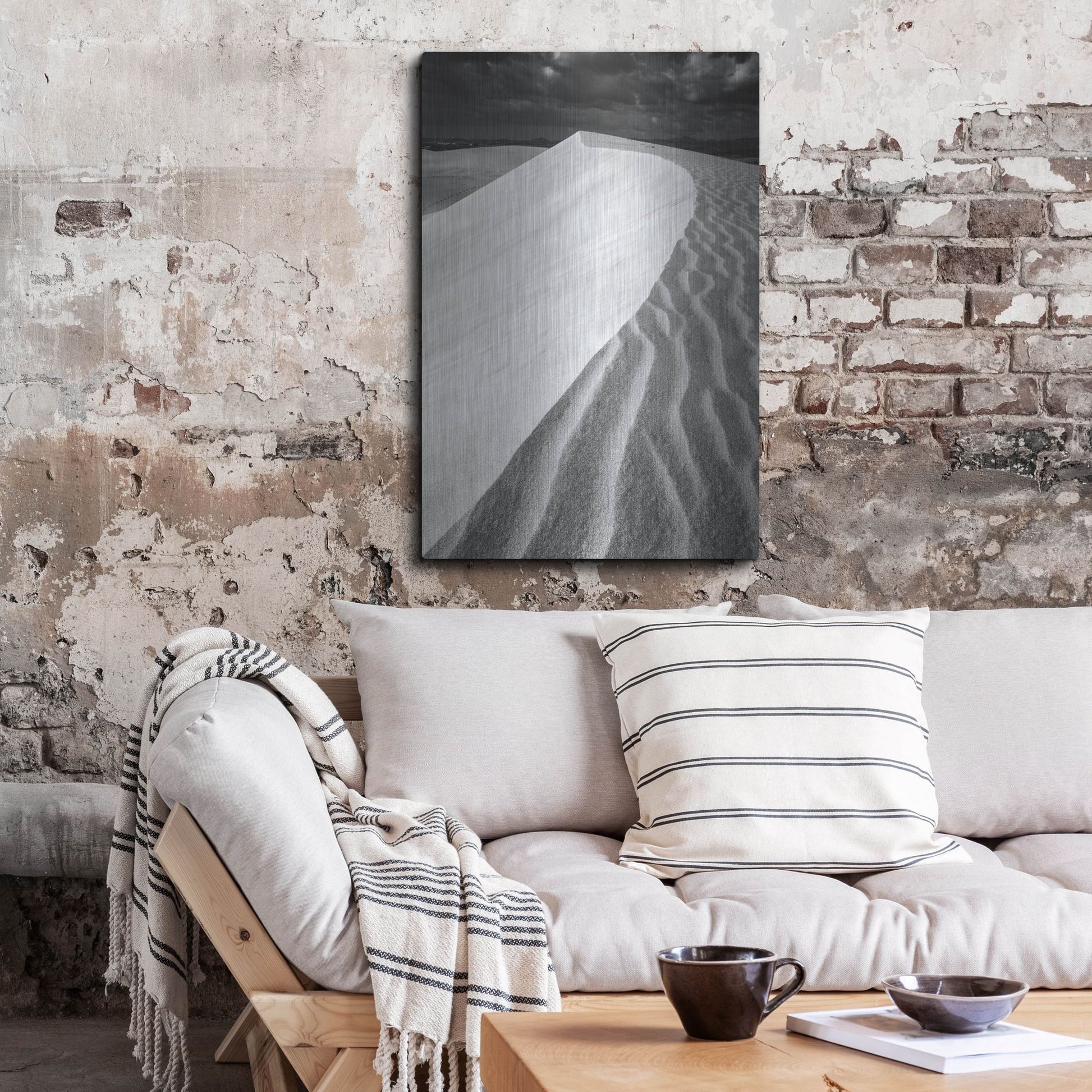 Luxe Metal Art 'Sand Wind and Light No 3' by Istvan Nagy, Metal Wall Art,24x36