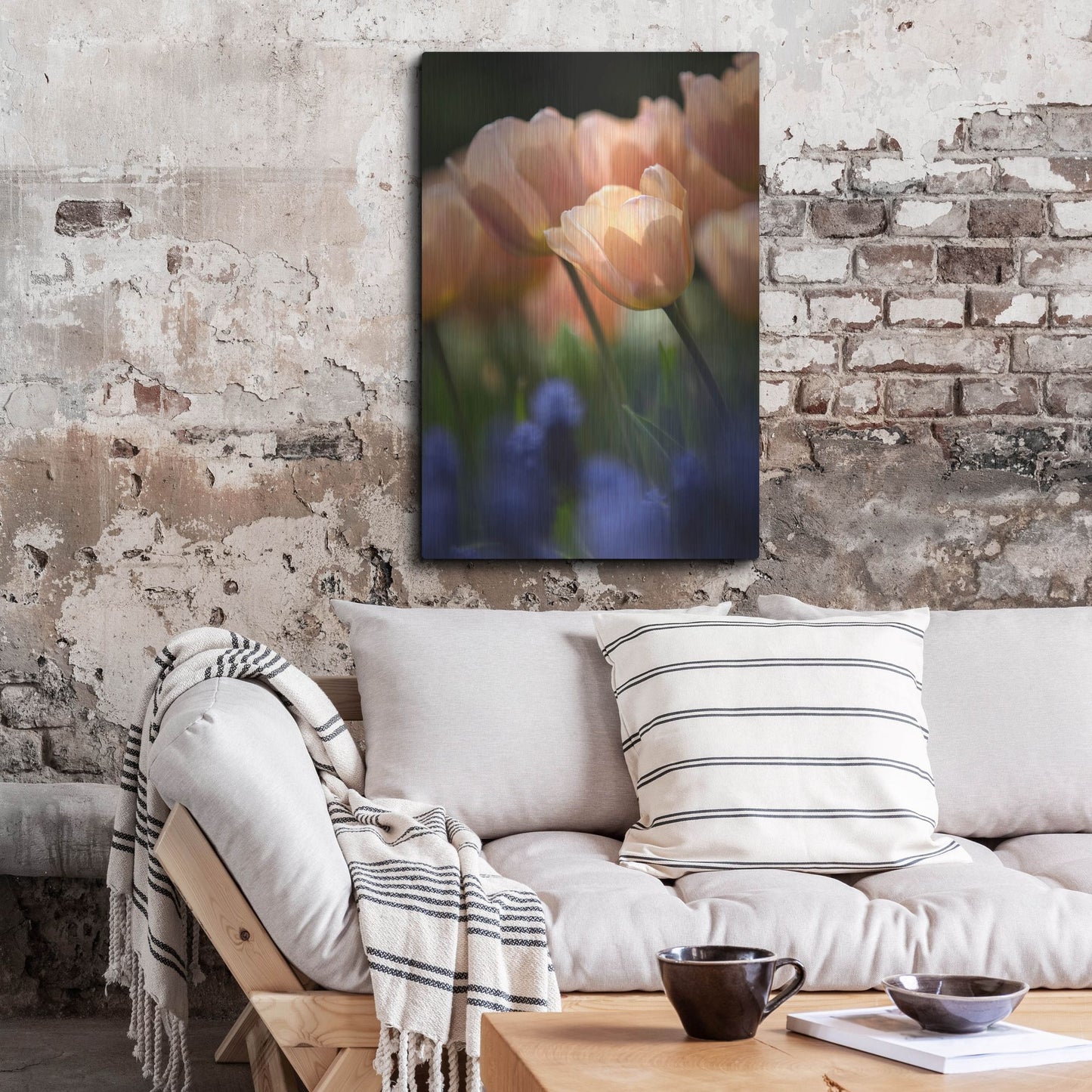 Luxe Metal Art 'Tulip No 1' by Istvan Nagy, Metal Wall Art,24x36