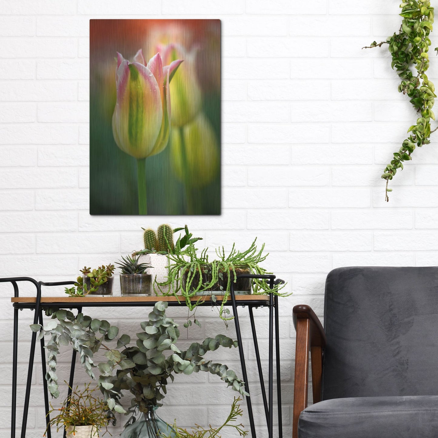 Luxe Metal Art 'Tulip No 4' by Istvan Nagy, Metal Wall Art,12x16