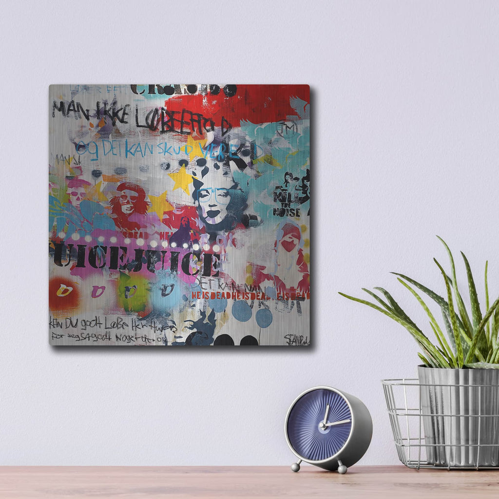 'Juice' by Incado – Metal Wall Art, 12x12 room view
