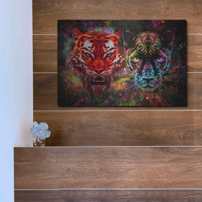 Luxe Metal Art 'Felis' Metal Wall Art,16x12