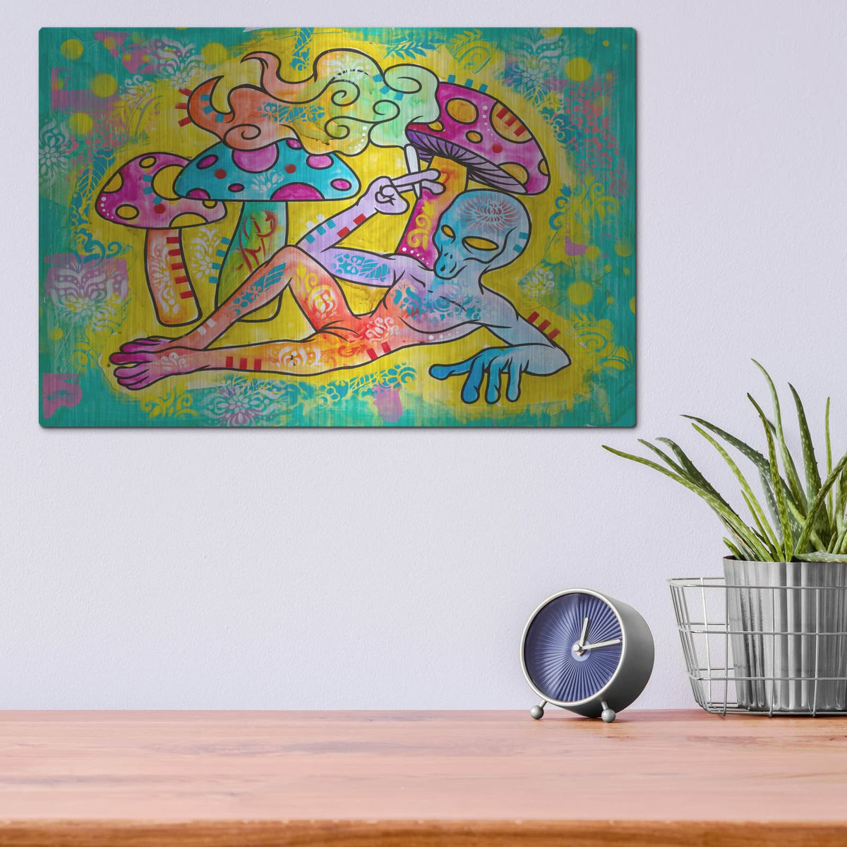 'Alien Smokin Mj Layin by Some Shrooms' by Dean Russo – Metal Wall Art, 16x12 room view