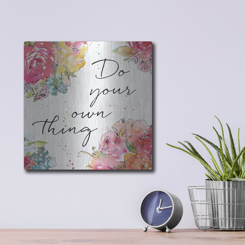 'Floral Figures X' by Anne Tavoletti – Metal Wall Art, 12x12 room view