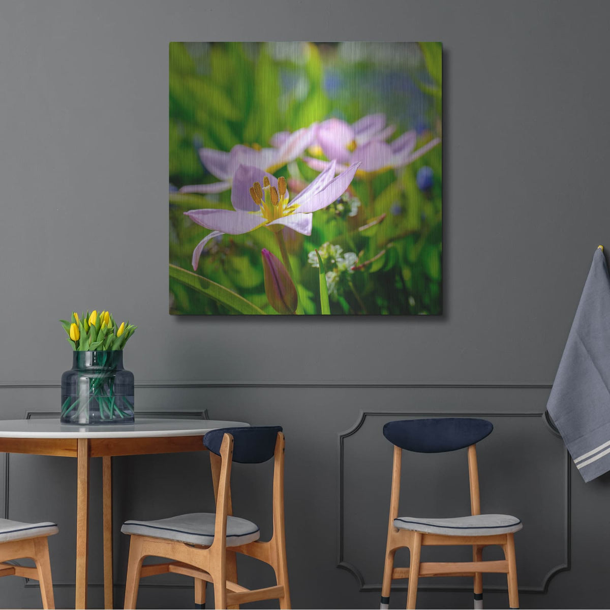 'Flower I' by Luxe Portfolio – Metal Wall Art, 36x36 room view
