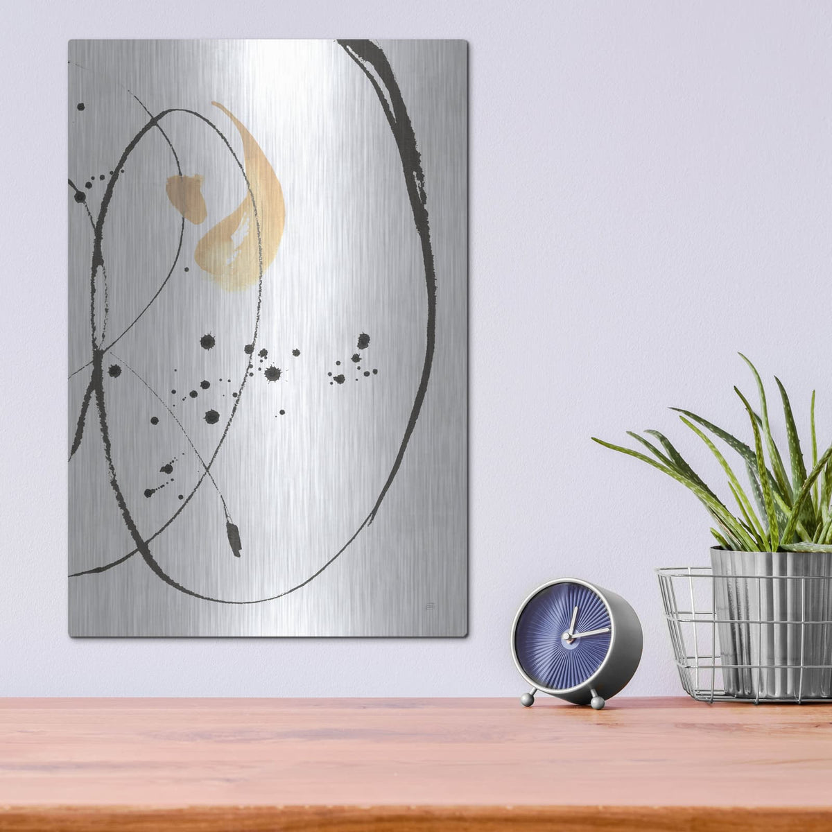 'Teardrop 2' by Chris Paschke – Metal Wall Art, 12x16 room view