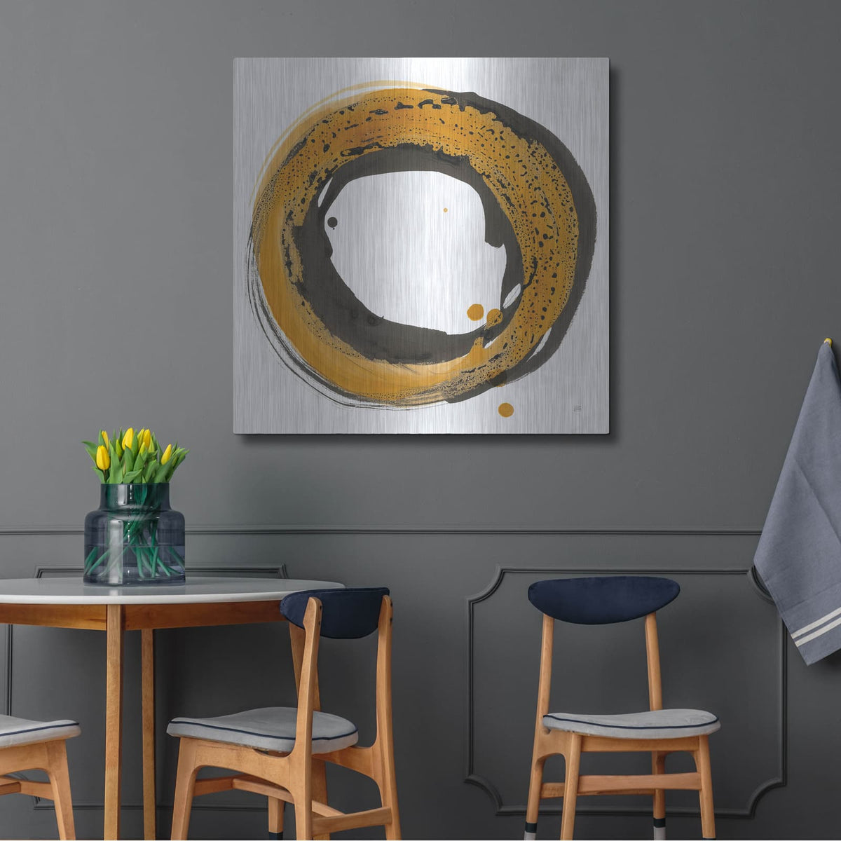 'Amber Enso 1' by Chris Paschke – Metal Wall Art, 36x36 room view