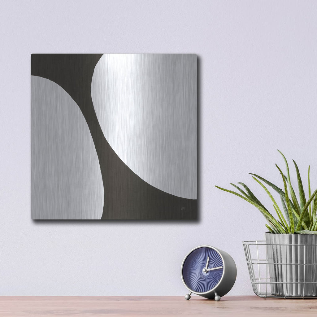 'Curvilinear V' by Chris Paschke – Metal Wall Art, 12x12 room view