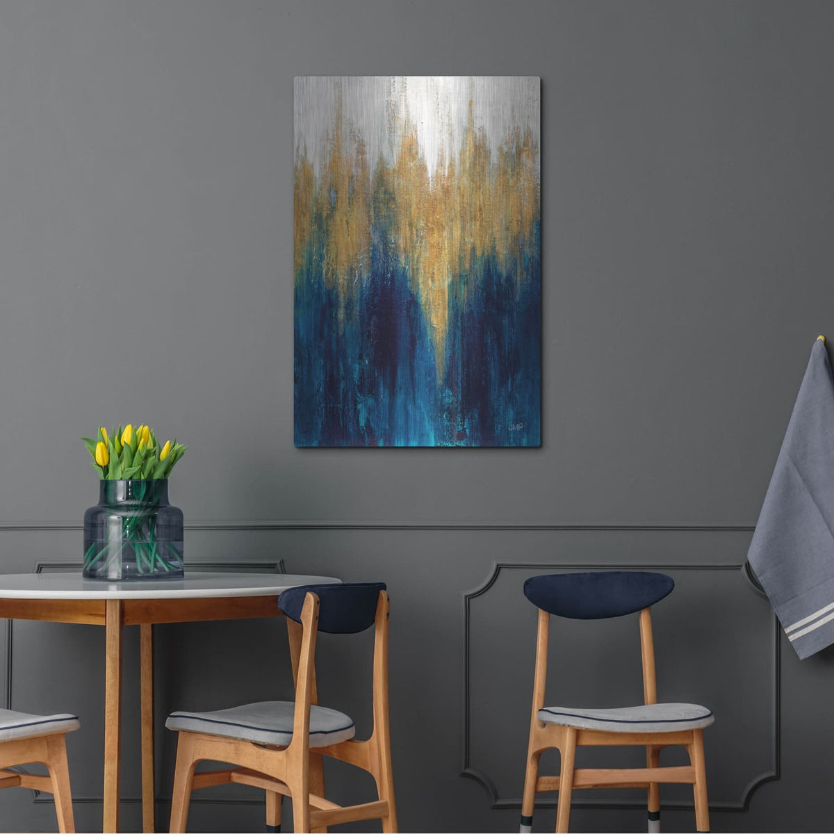 'Glimmer 4' by Julia Purinton – Metal Wall Art, 24x36 room view