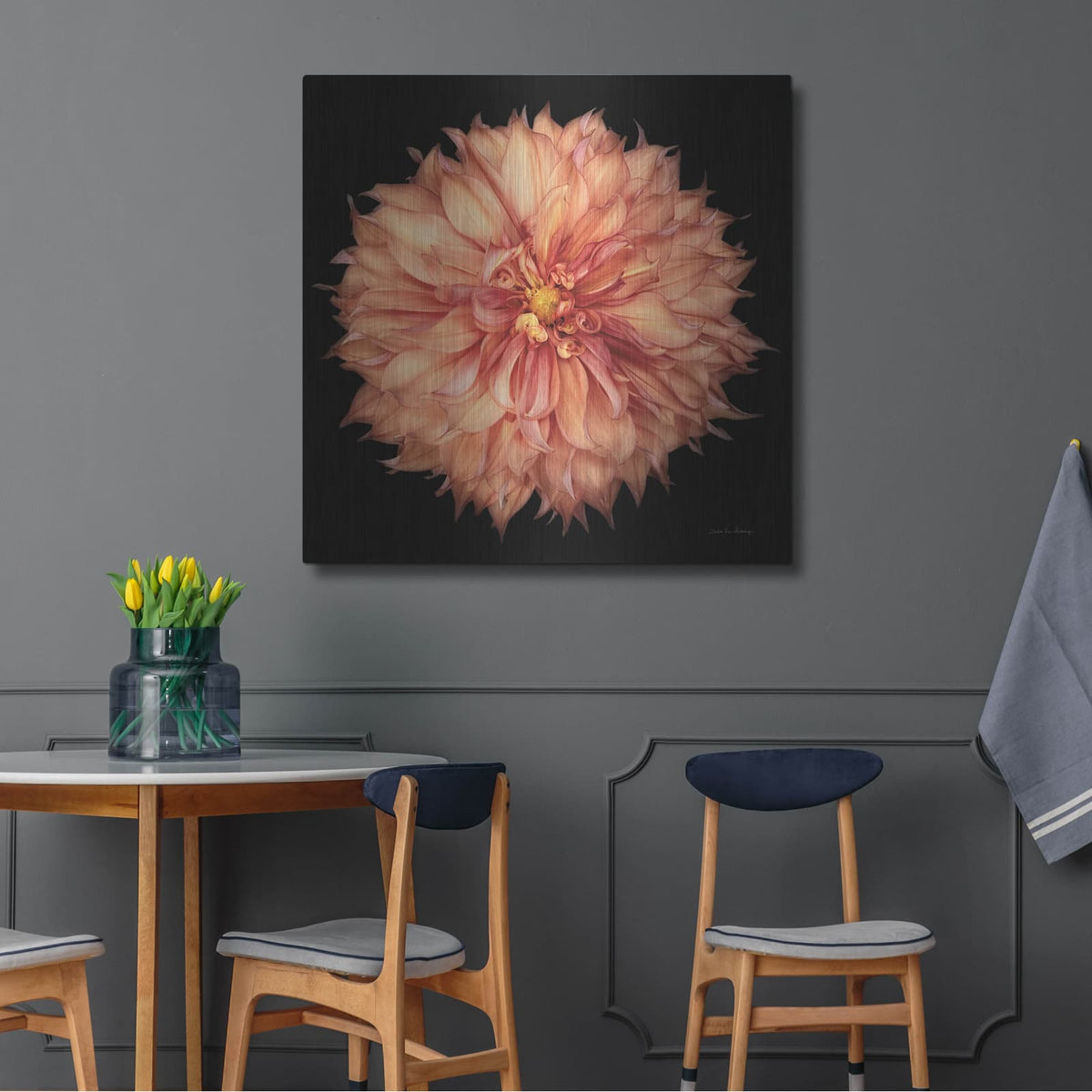 'Dahlia 1' by Debra Van Swearingen – Metal Wall Art, 36x36 room view