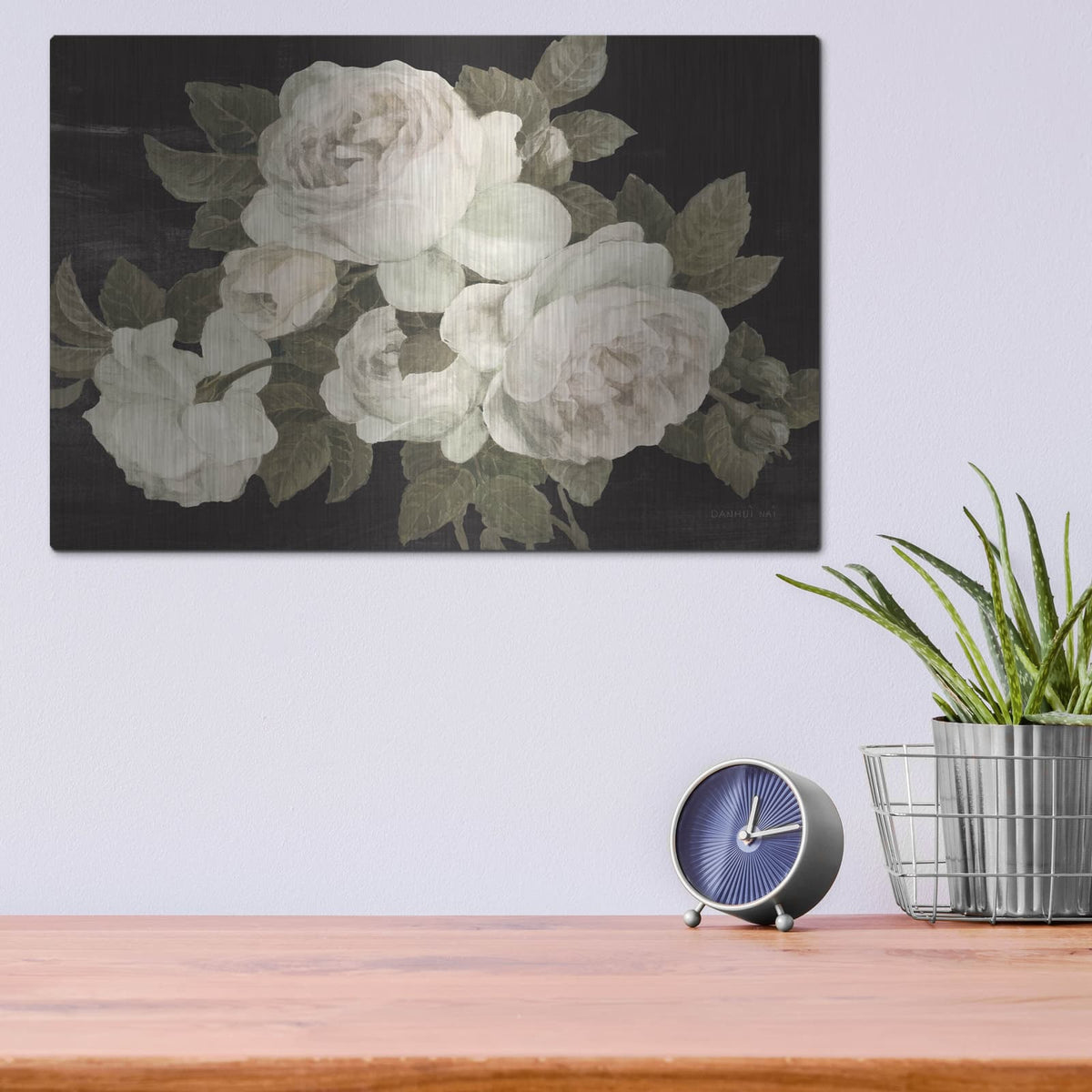 'Anitque Roses On Black' by Danhui Nai – Metal Wall Art, 16x12 room view