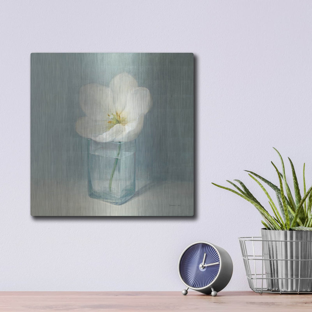 'Single White Tulip' by Danhui Nai – Metal Wall Art, 12x12 room view