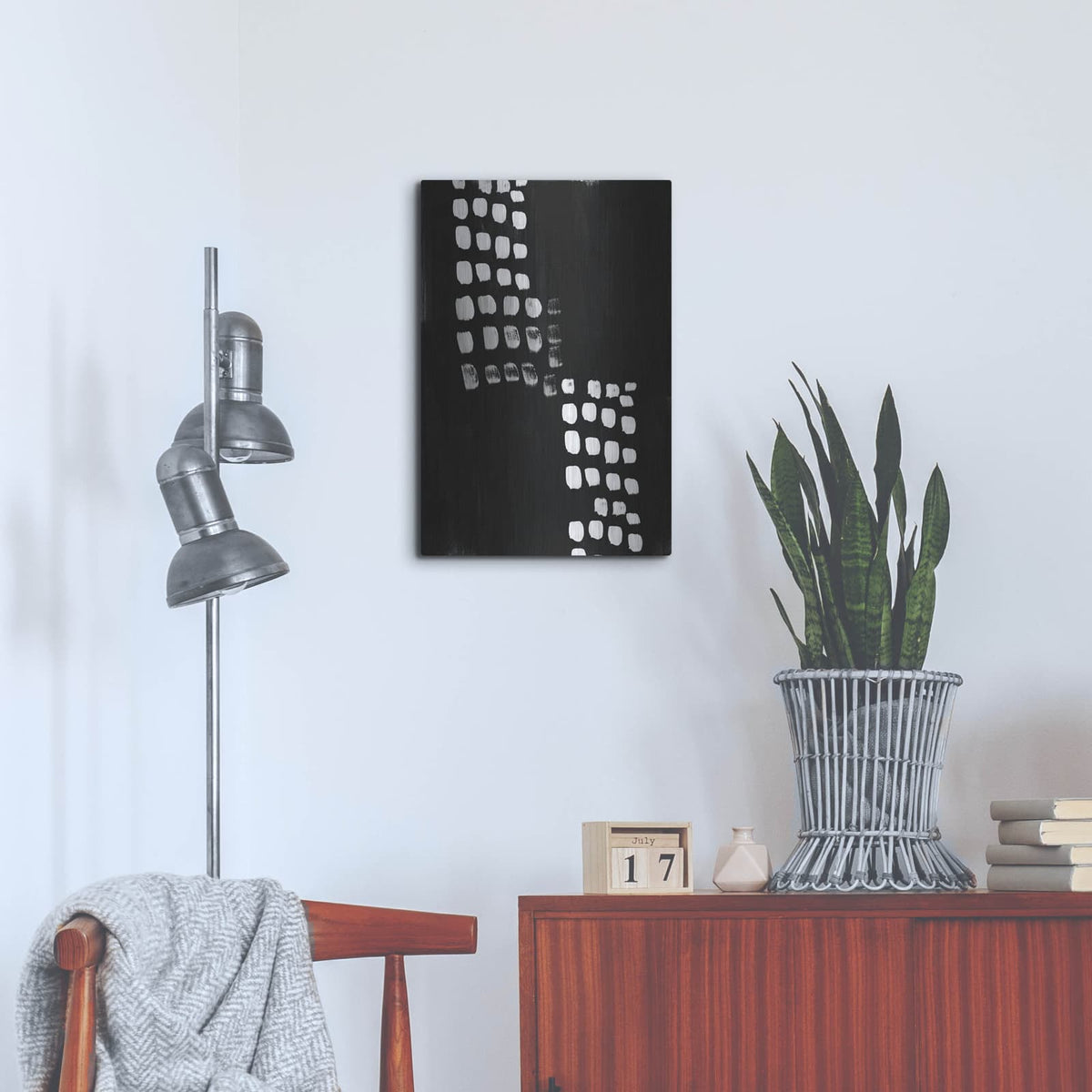 'Black and White Abstract' by Linda Woods – Metal Wall Art, 16x24 room view