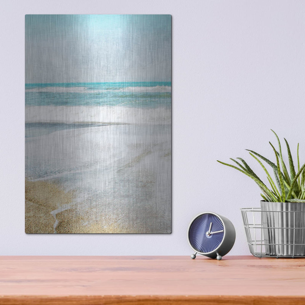 'Serene Coast Vertical' by Linda Woods – Metal Wall Art, 12x16 room view
