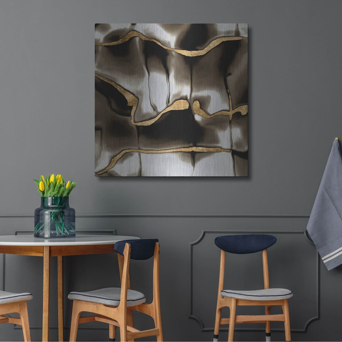 'Golden Shimmer 2' by Alonzo Saunders – Metal Wall Art, 36x36 room view