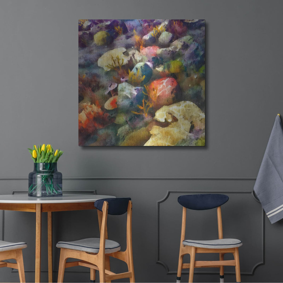 'Sea Life 3' by Alonzo Saunders – Metal Wall Art, 36x36 room view