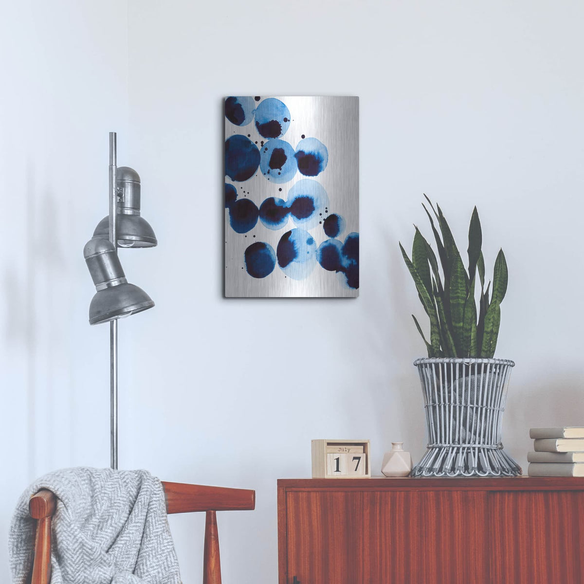 'Blue Drops 3' by Annie Warren – Metal Wall Art, 16x24 room view