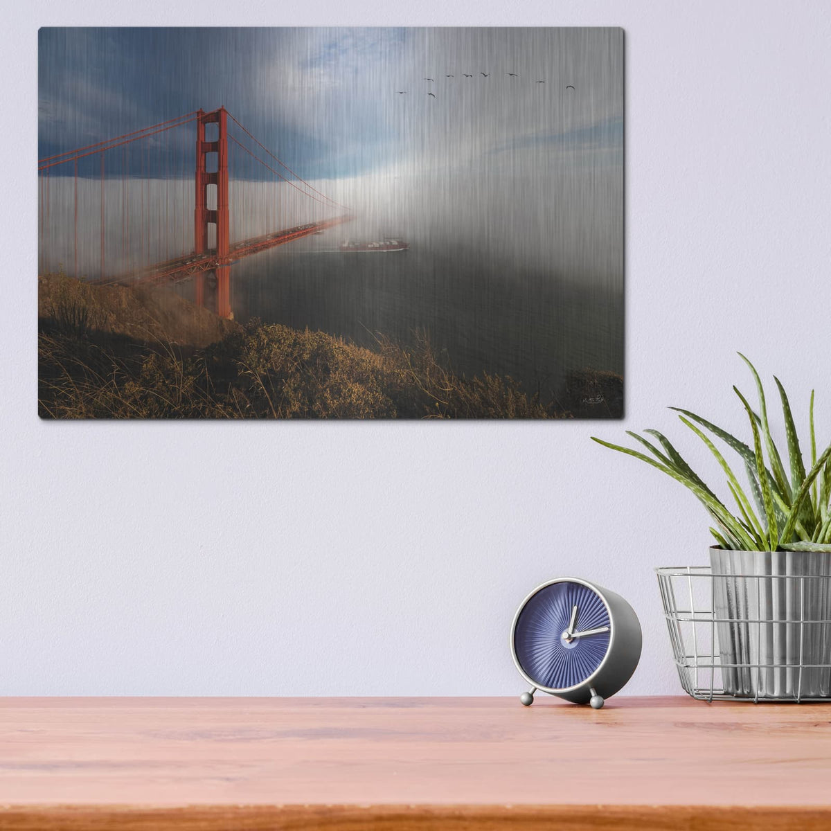 'Evening Fog At The Golden Gate Bridge' by Martin Podt – Metal Wall Art, 16x12 room view