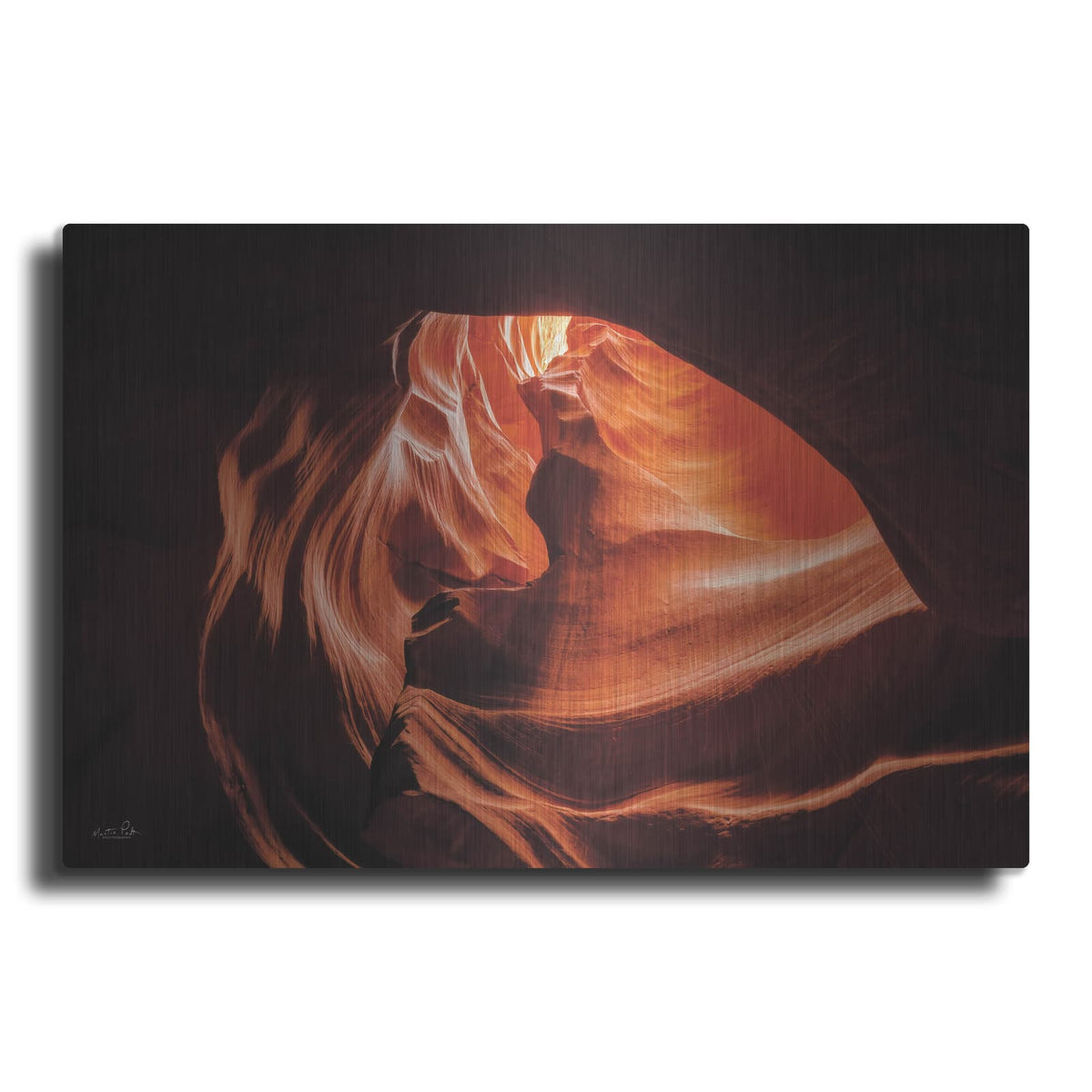 'Bleeding Heart' by Martin Podt – Metal Wall Art