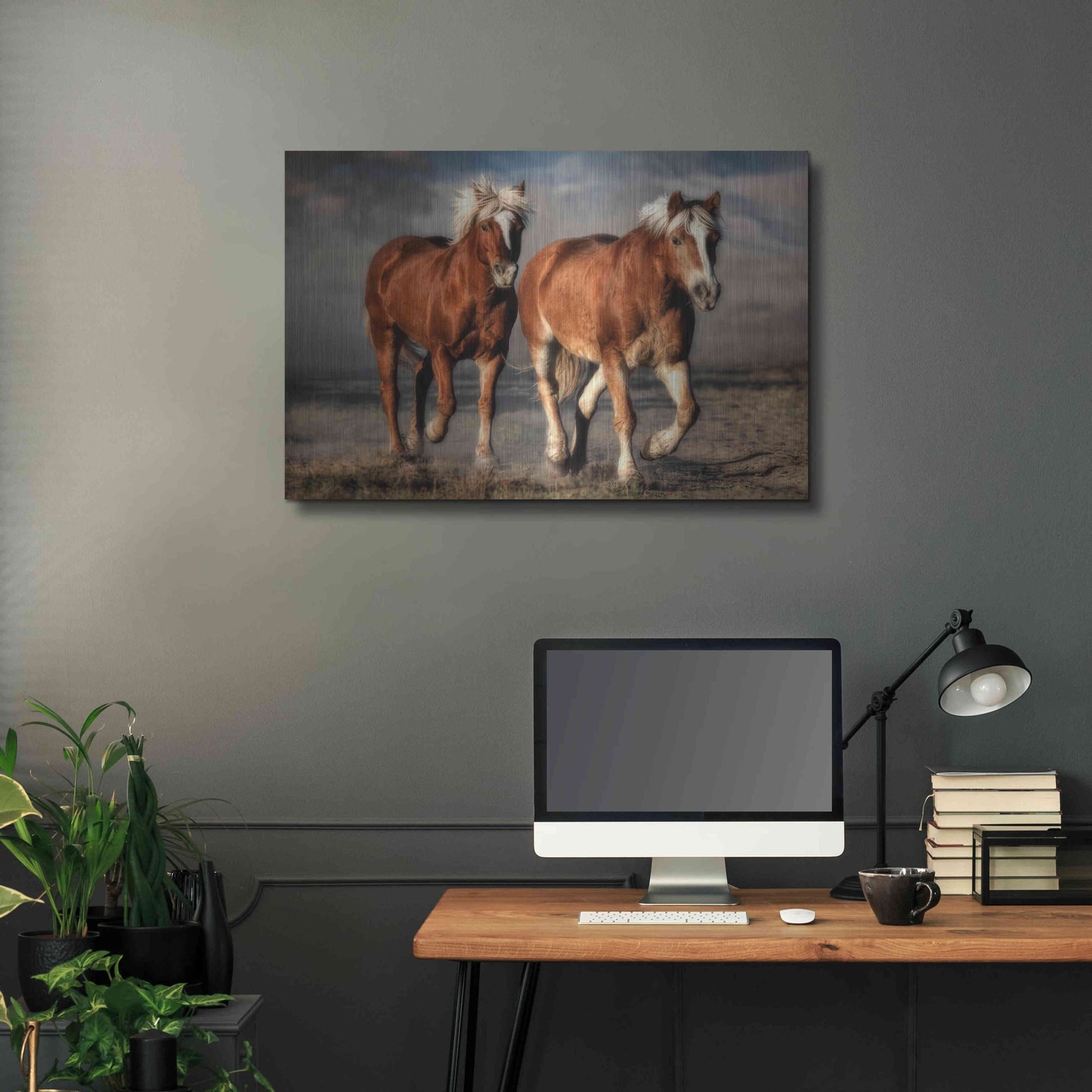 Luxe Metal Art 'Trotting,', Metal Wall Art,36x24