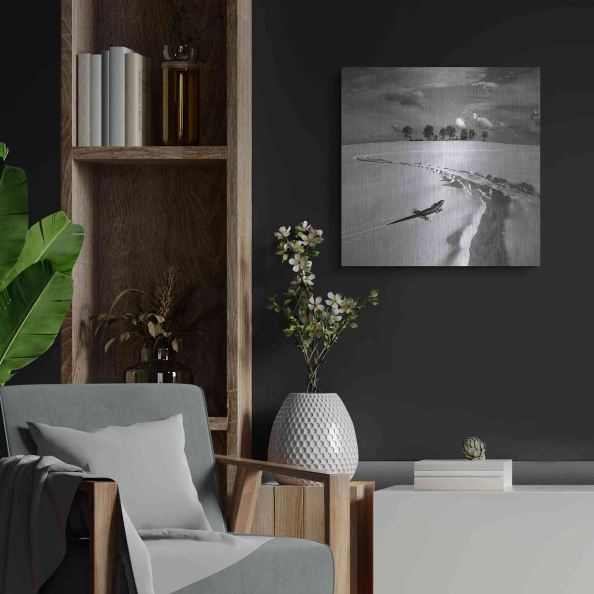 'Snowy Lizard' by Dariusz Klimczak – Metal Wall Art, 24x24 room view