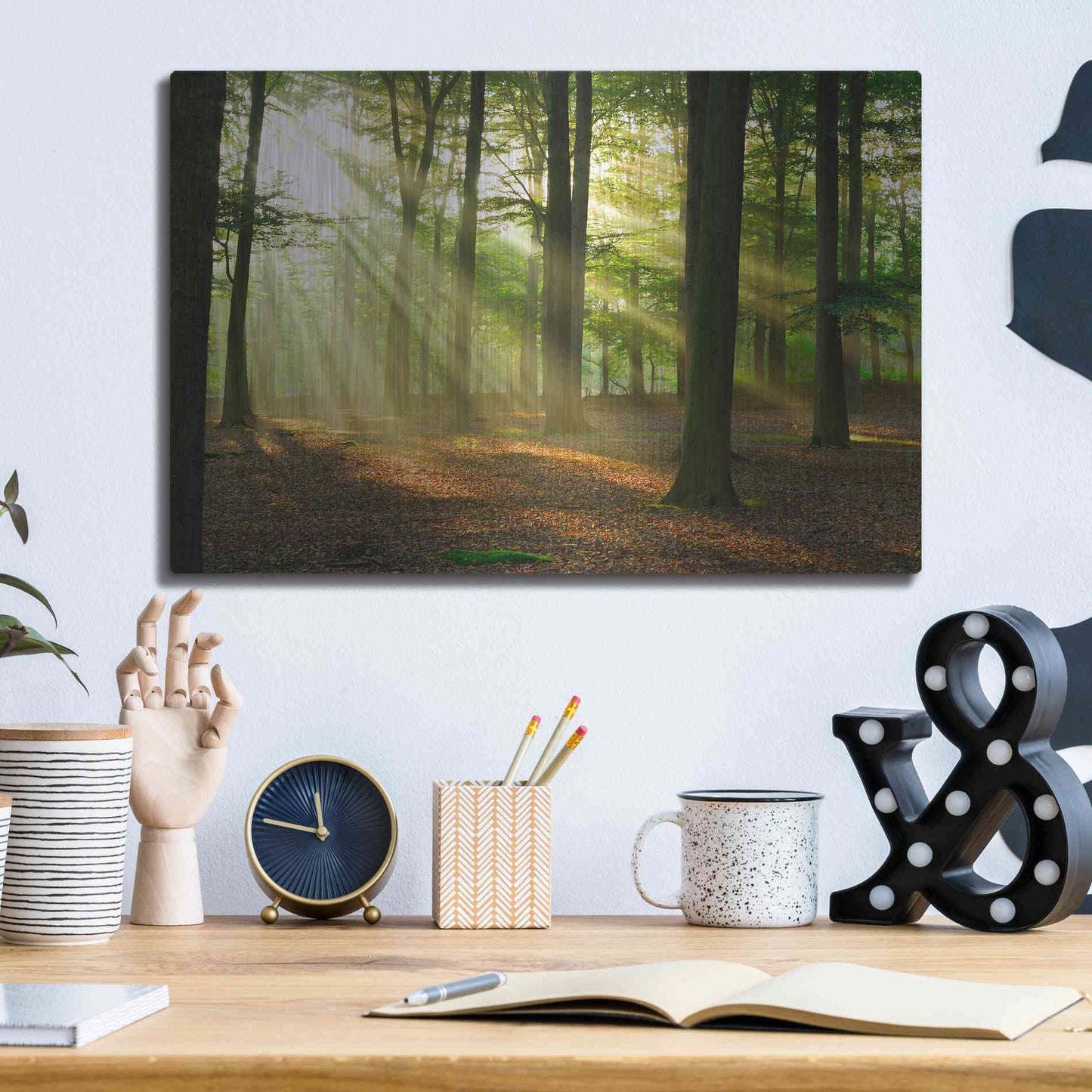 Luxe Metal Art 'Rays of Light,' Metal Wall Art,16x12