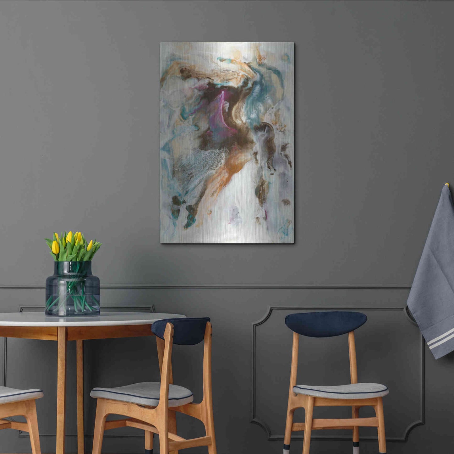 Luxe Metal Art 'Queen of the World I' by Lila Bramma, Metal Wall Art,24x36