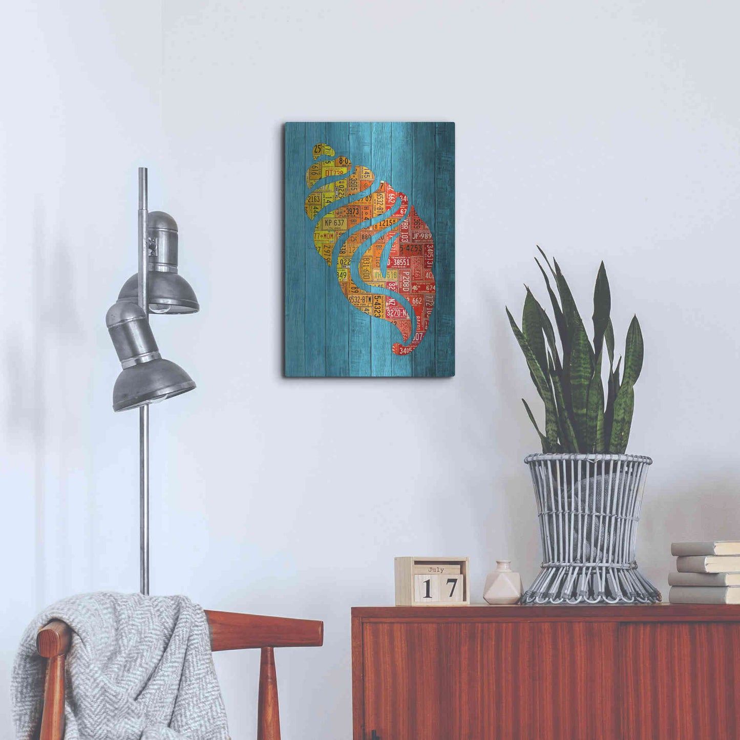 Luxe Metal Art 'Seashell' by Design Turnpike, Metal Wall Art,16x24