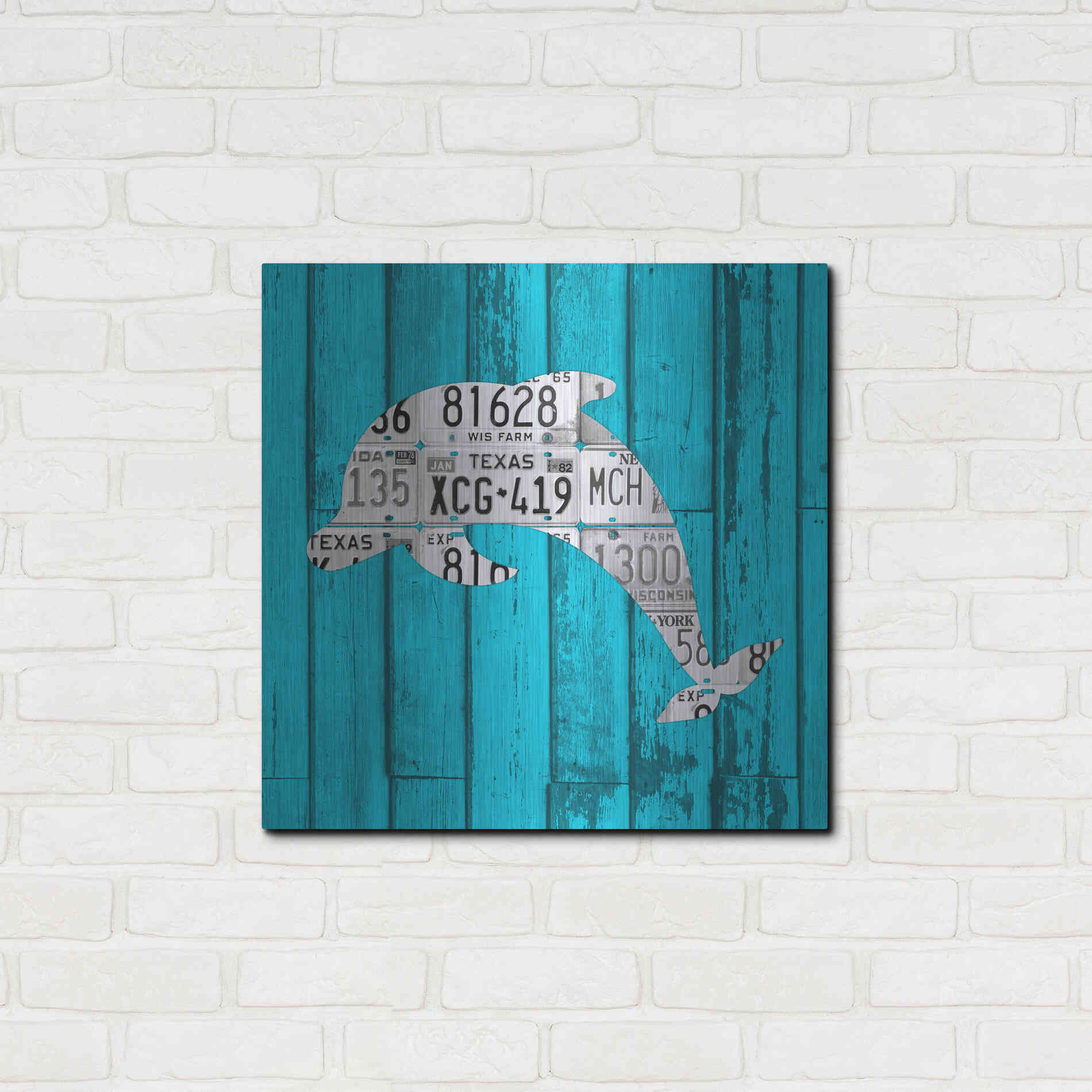 Luxe Metal Art 'Dolphin' by Design Turnpike, Metal Wall Art,24x24