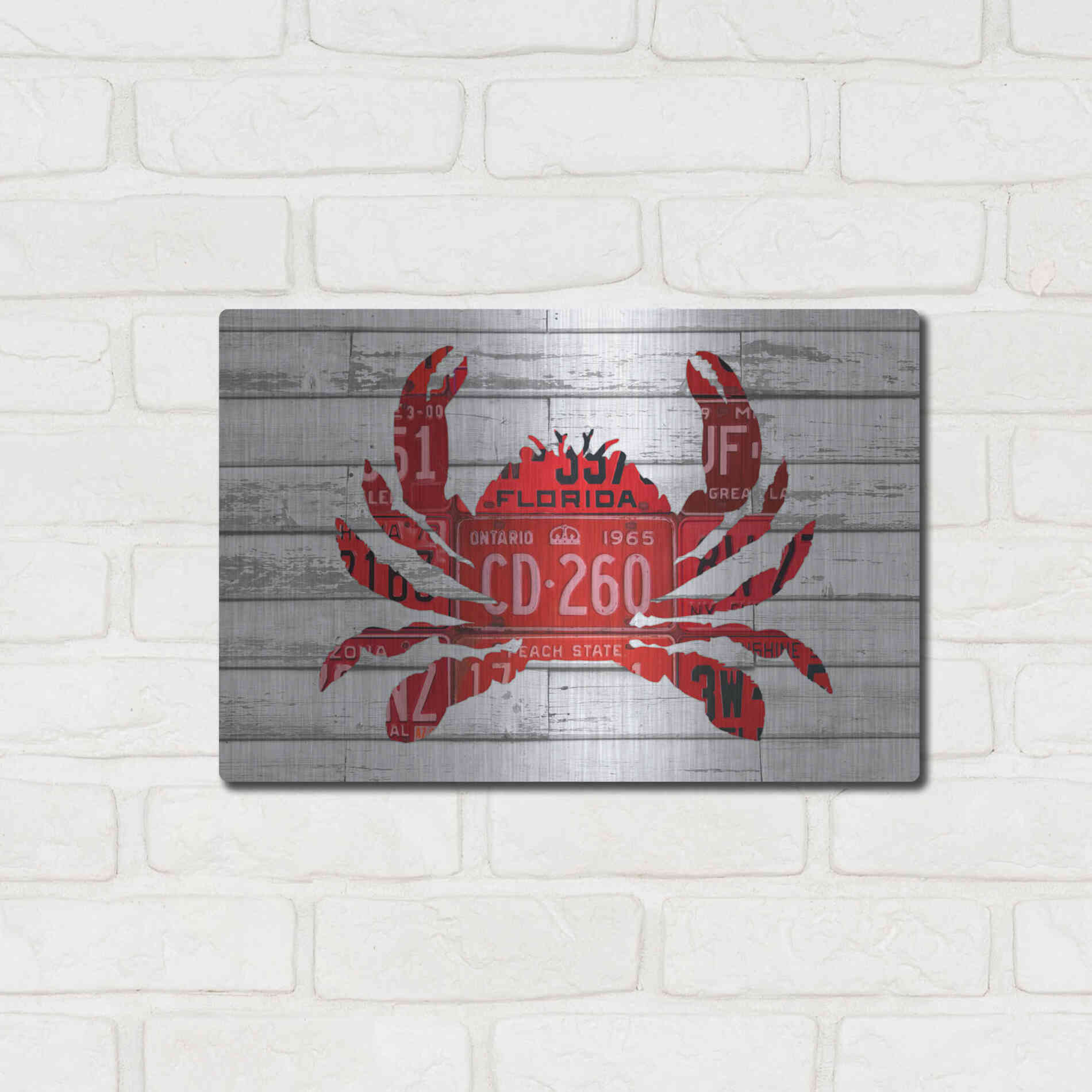 Luxe Metal Art 'Crab' by Design Turnpike, Metal Wall Art,16x12