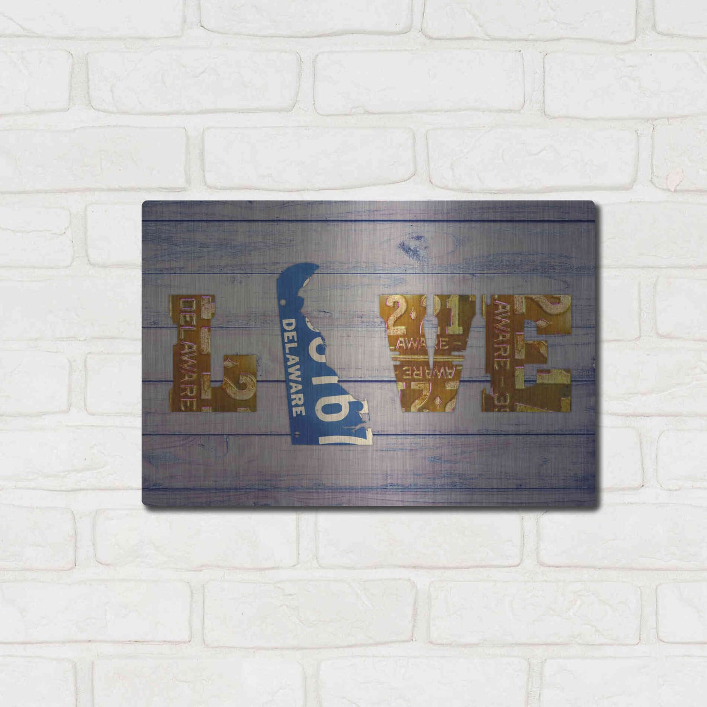 Luxe Metal Art 'DE State Love' by Design Turnpike, Metal Wall Art,16x12