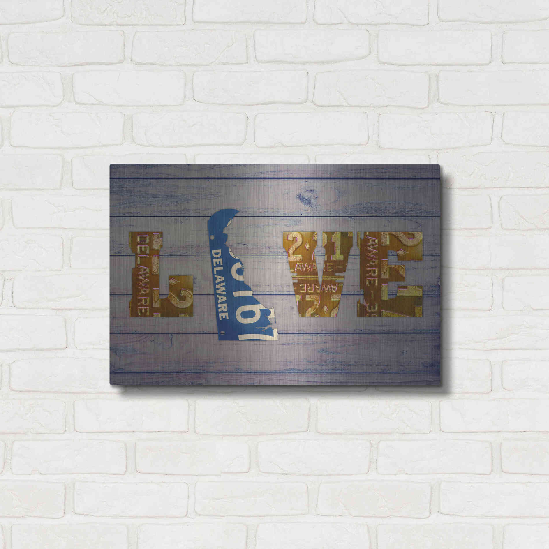 Luxe Metal Art 'DE State Love' by Design Turnpike, Metal Wall Art,24x16