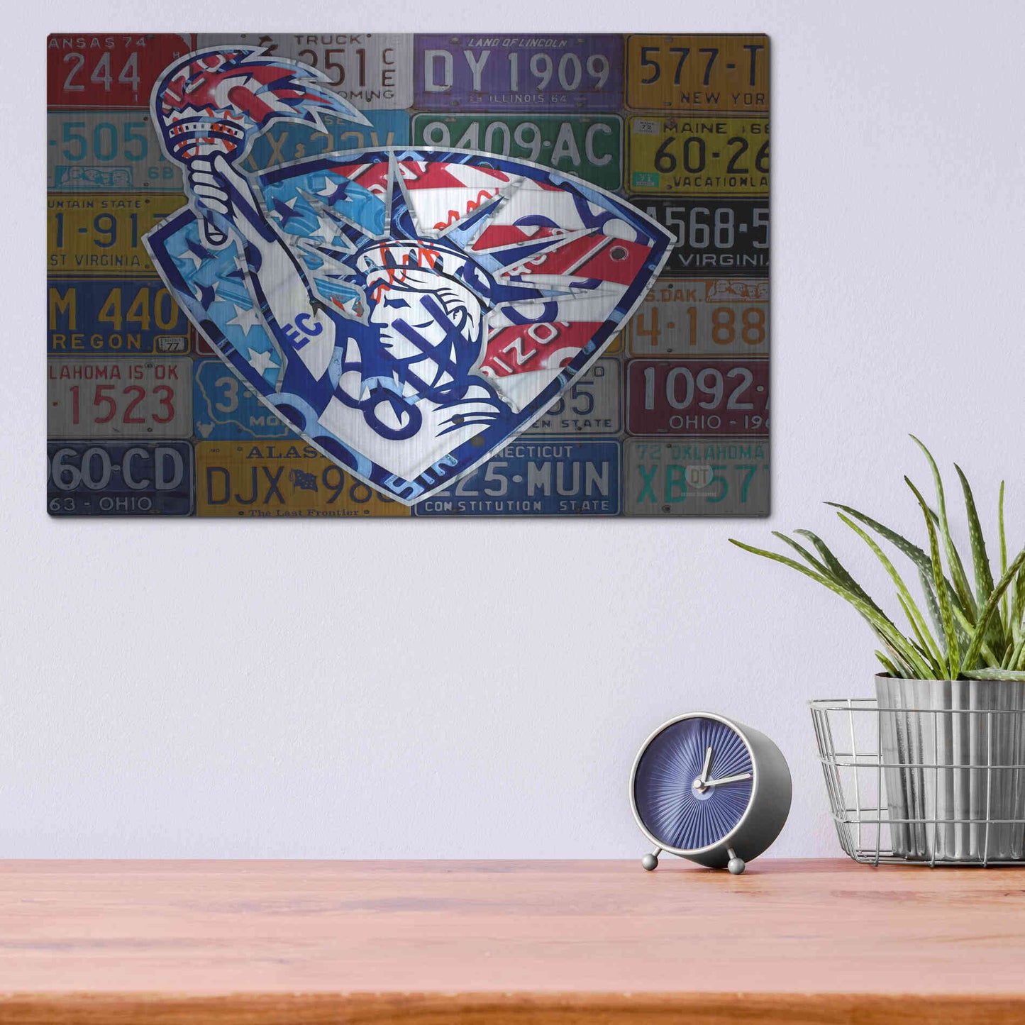 Luxe Metal Art 'Liberty' by Design Turnpike, Metal Wall Art,16x12