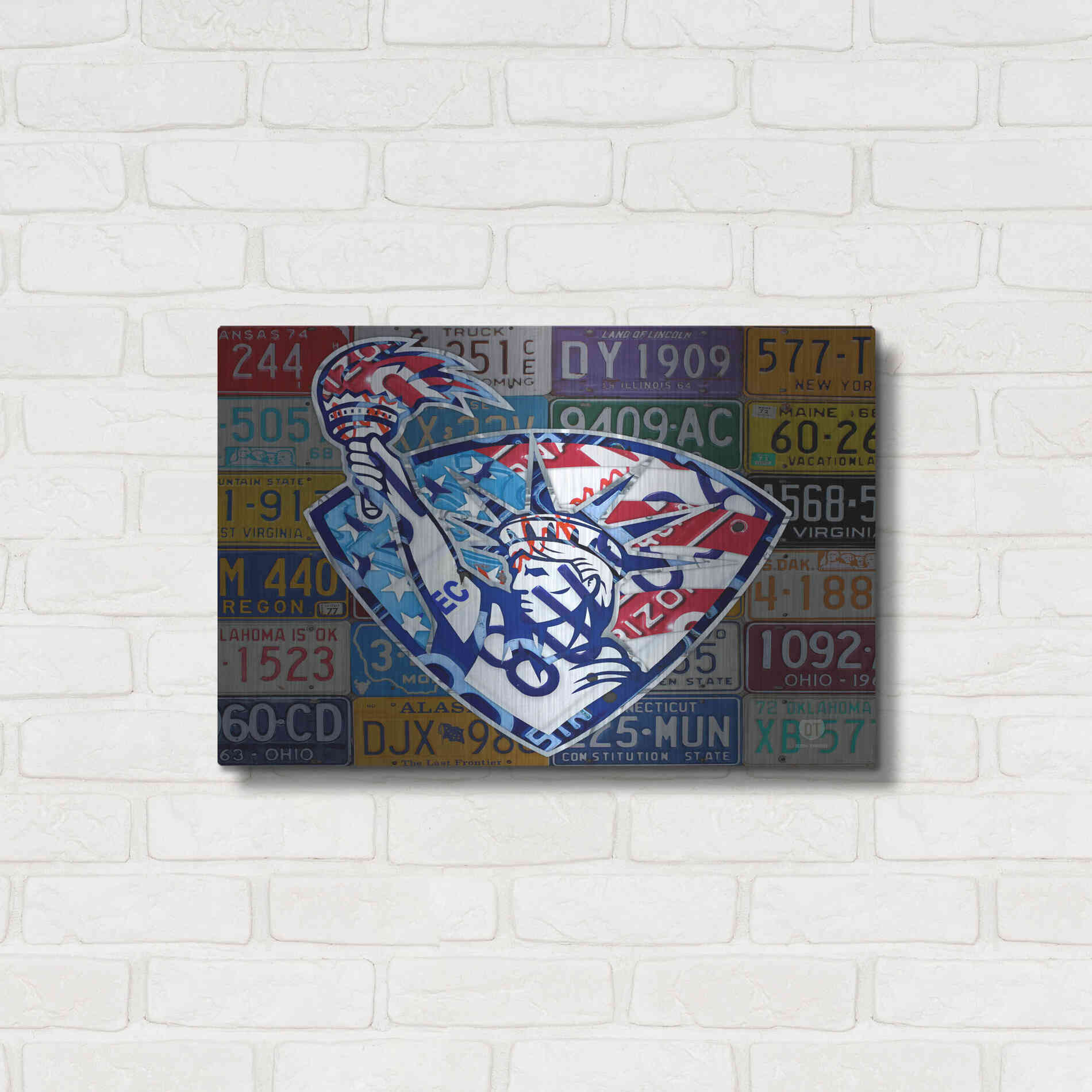 Luxe Metal Art 'Liberty' by Design Turnpike, Metal Wall Art,24x16
