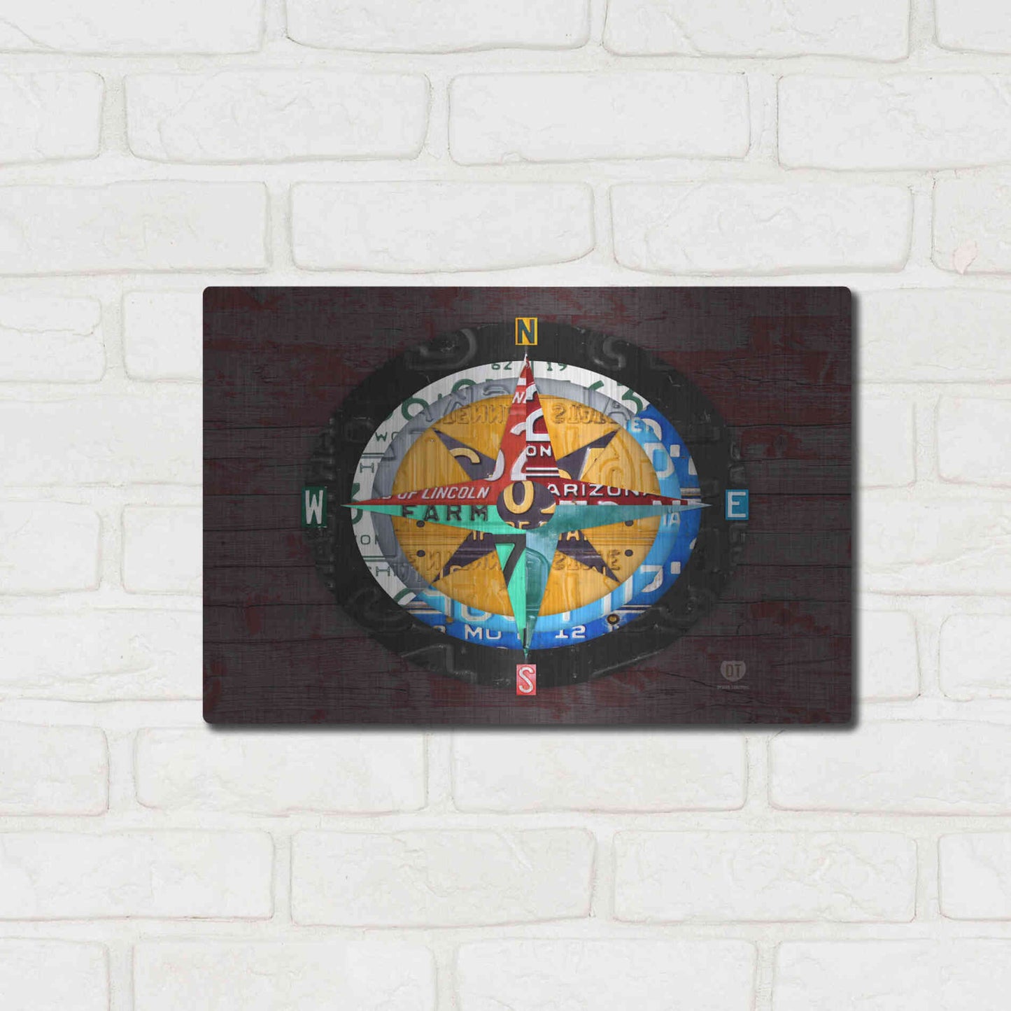 Luxe Metal Art 'Compass' by Design Turnpike, Metal Wall Art,16x12