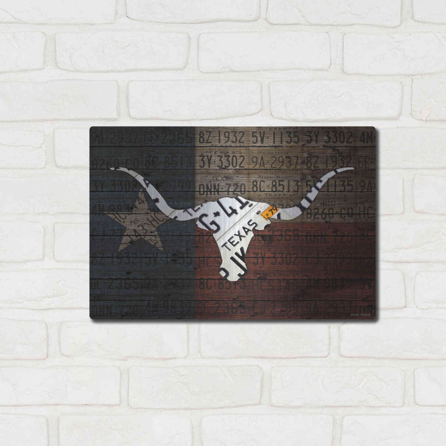 Luxe Metal Art 'Longhorn Art With Flag' by Design Turnpike, Metal Wall Art,16x12