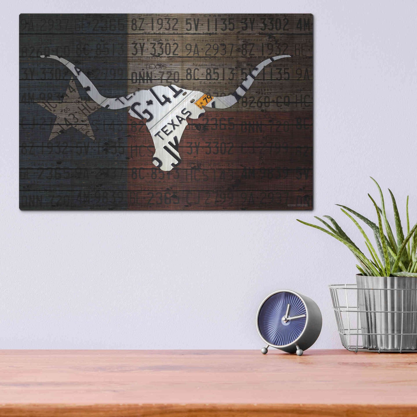 Luxe Metal Art 'Longhorn Art With Flag' by Design Turnpike, Metal Wall Art,16x12