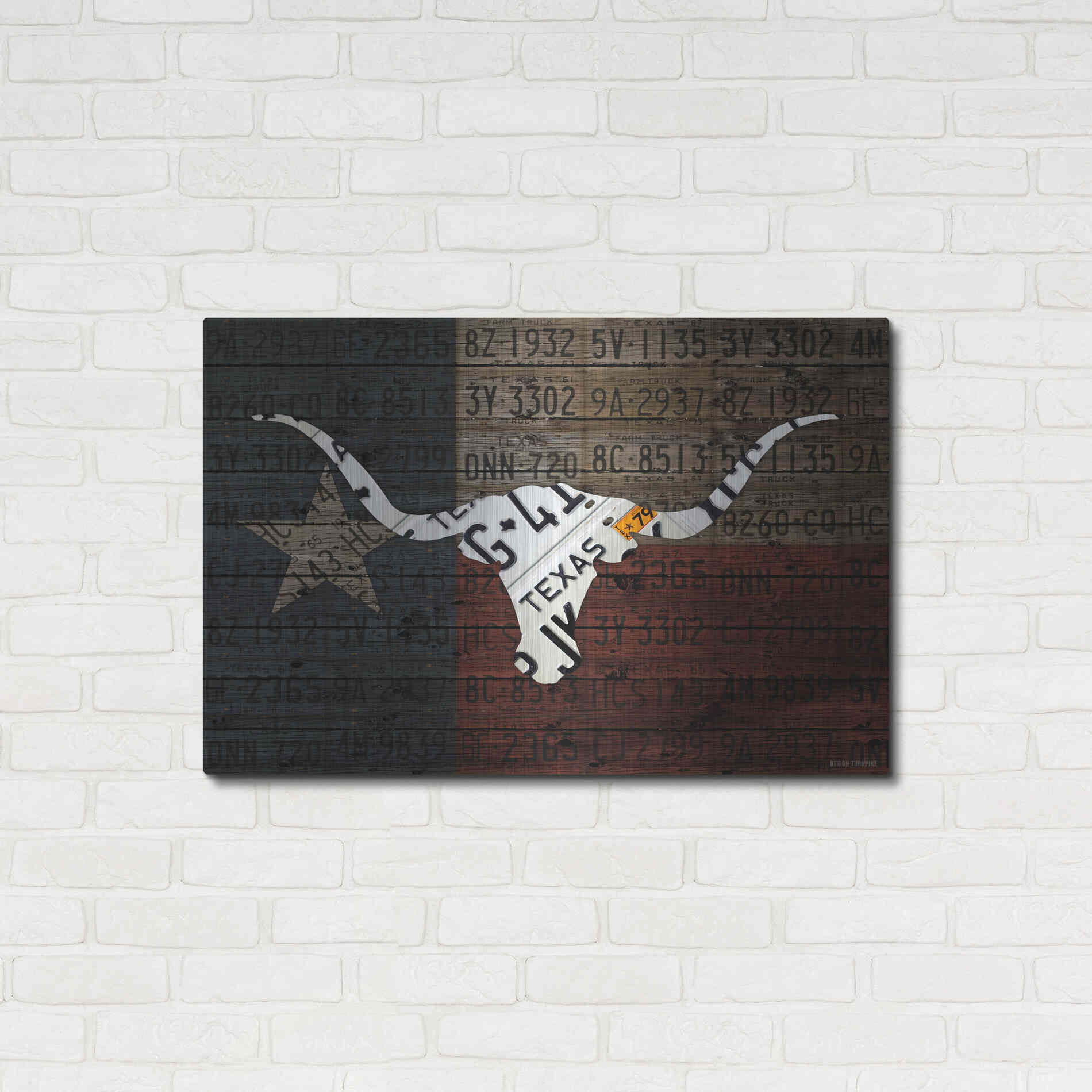 Luxe Metal Art 'Longhorn Art With Flag' by Design Turnpike, Metal Wall Art,36x24