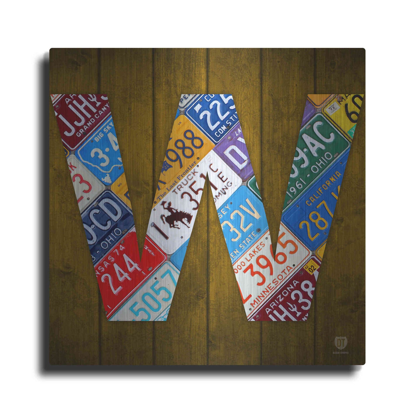 Luxe Metal Art 'W' by Design Turnpike, Metal Wall Art