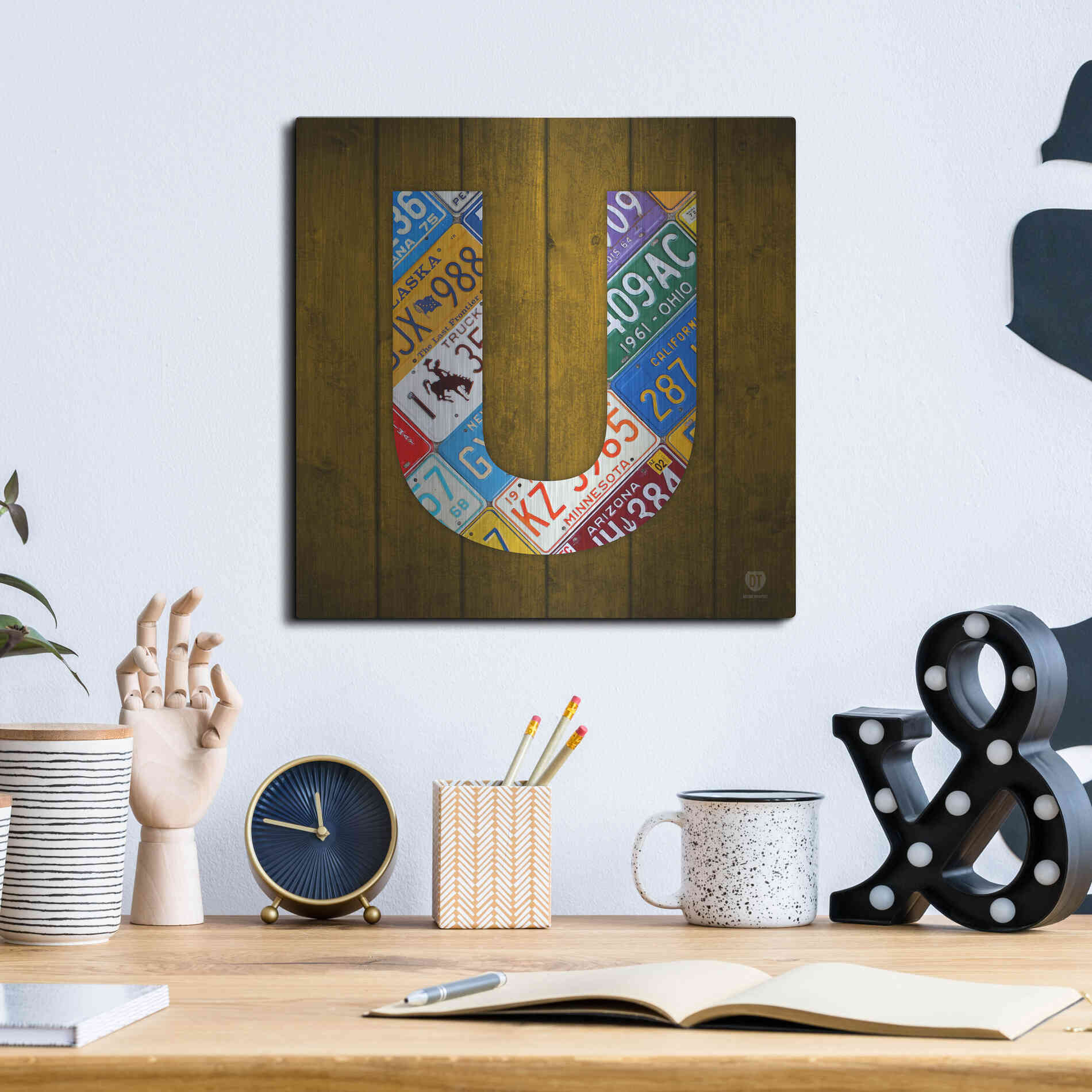 Luxe Metal Art 'U' by Design Turnpike, Metal Wall Art,12x12