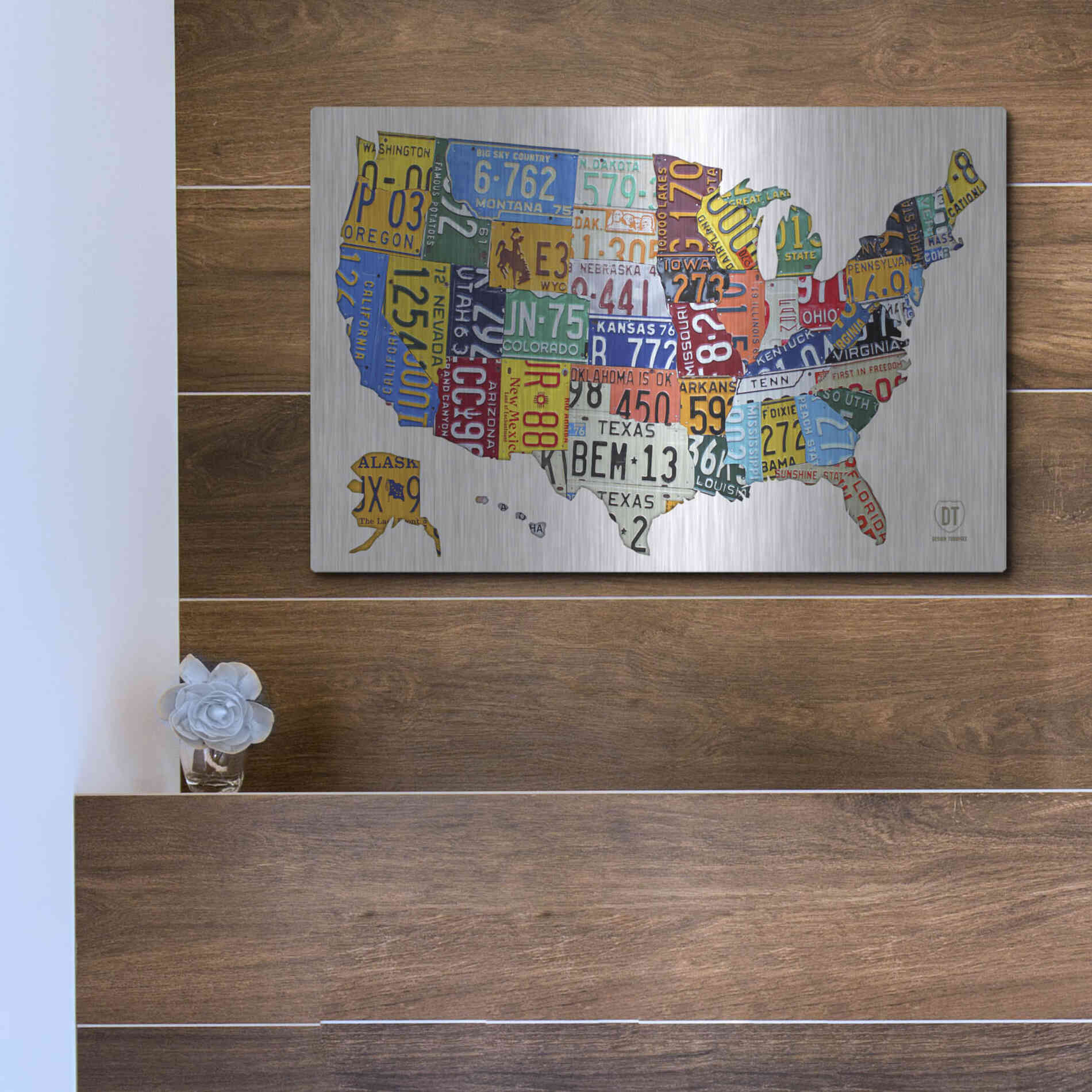 Luxe Metal Art 'License Plate Map USA on Wood' by Design Turnpike, Metal Wall Art,16x12