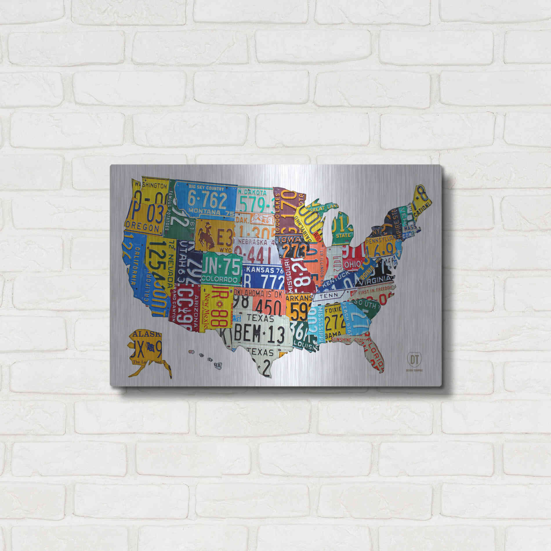 Luxe Metal Art 'License Plate Map USA on Wood' by Design Turnpike, Metal Wall Art,24x16