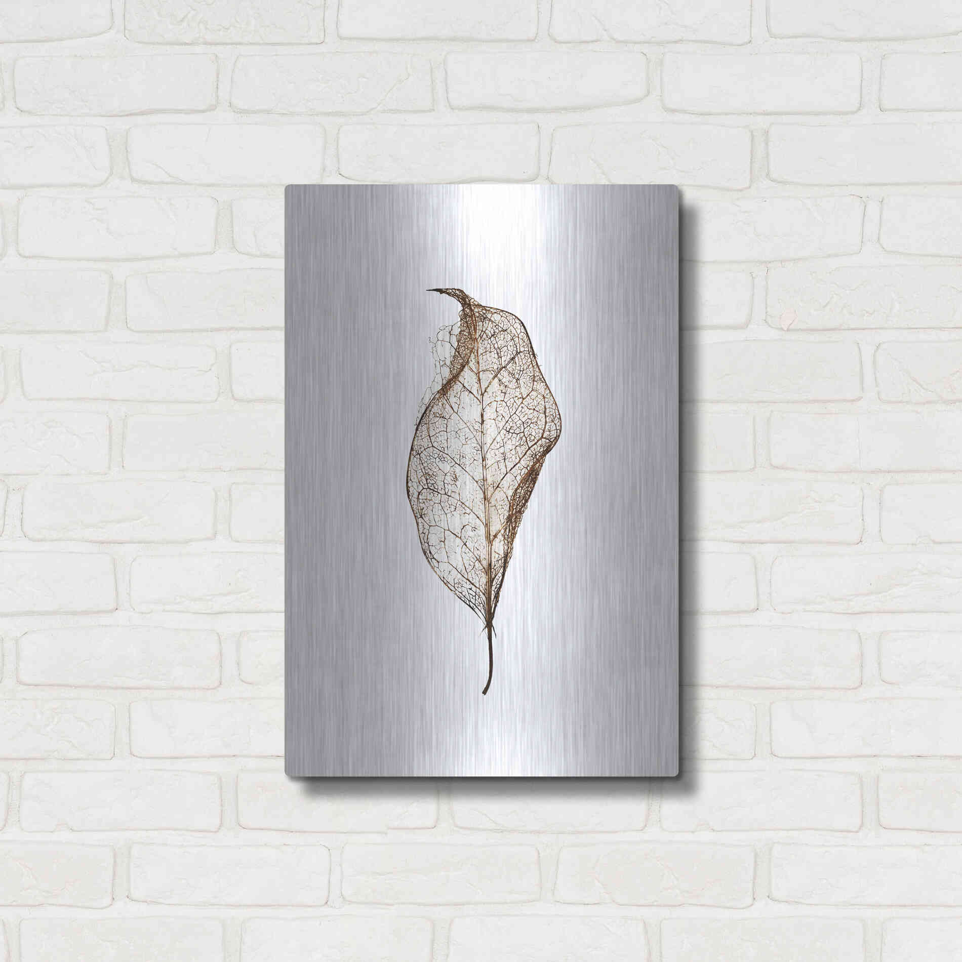 Luxe Metal Art 'Leaf' by Design Fabrikken, Metal Wall Art,16x24