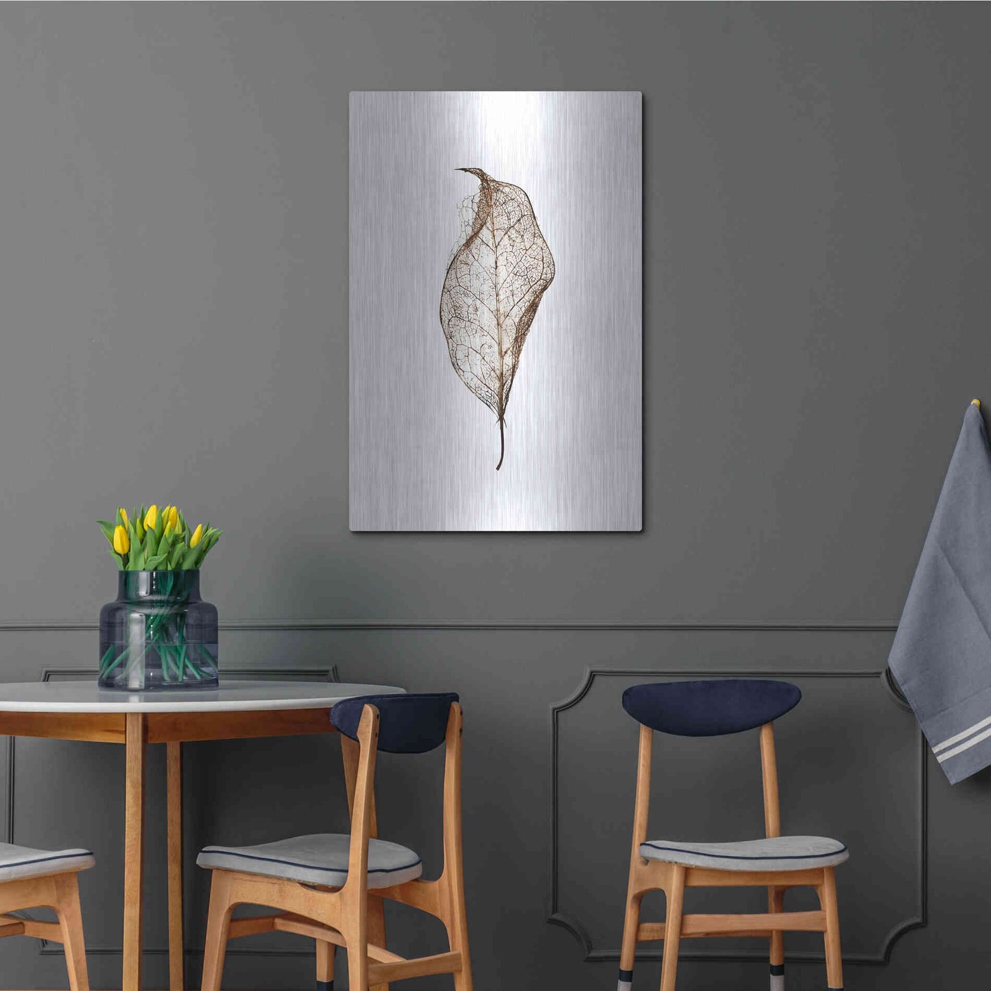 Luxe Metal Art 'Leaf' by Design Fabrikken, Metal Wall Art,24x36