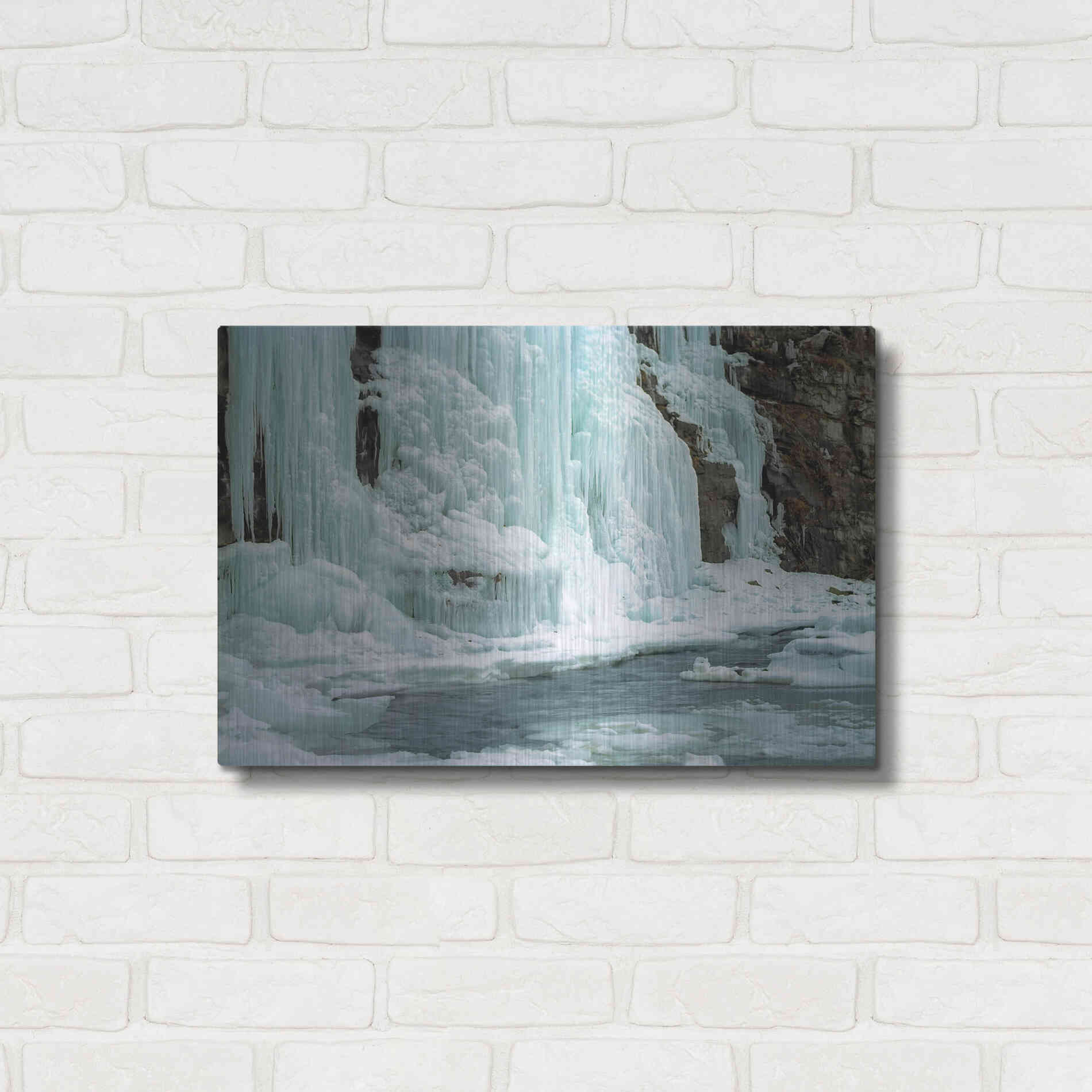 Luxe Metal Art 'Worlds End' by Mike Jones, Metal Wall Art,24x16