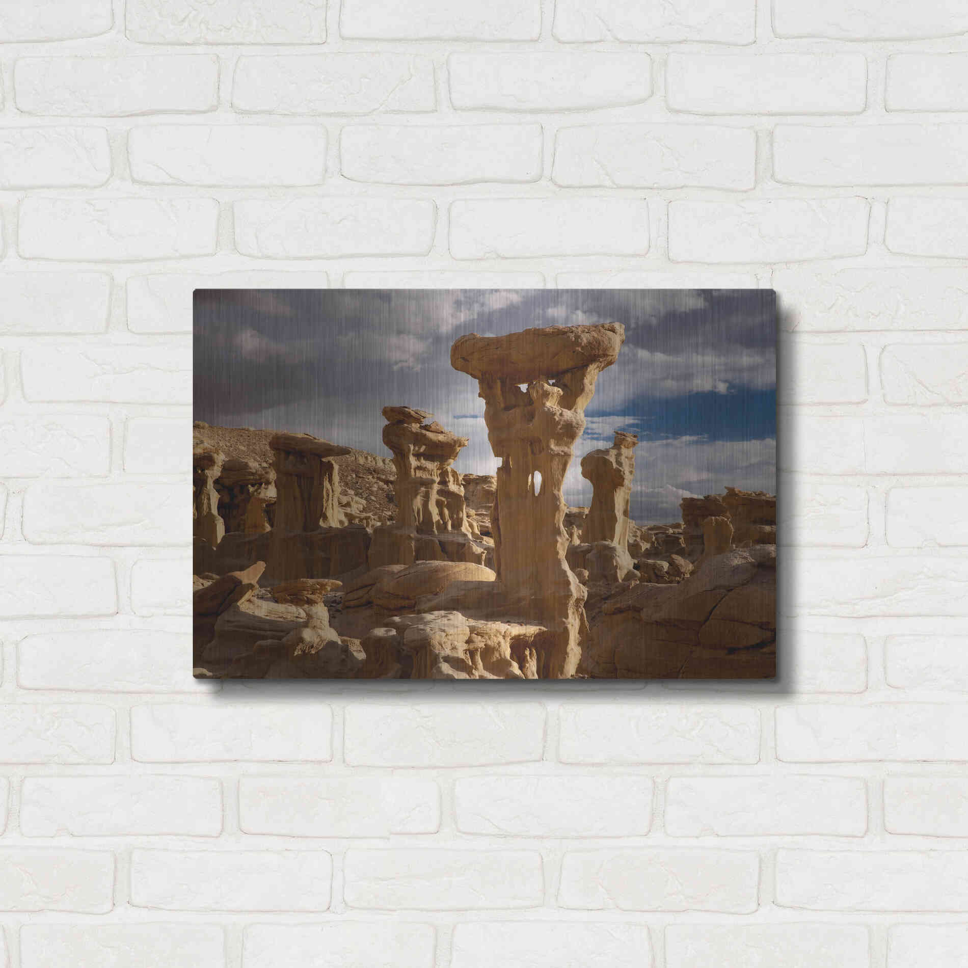 Luxe Metal Art 'Ah She Sle Pah Alien Throne' by Mike Jones, Metal Wall Art,24x16