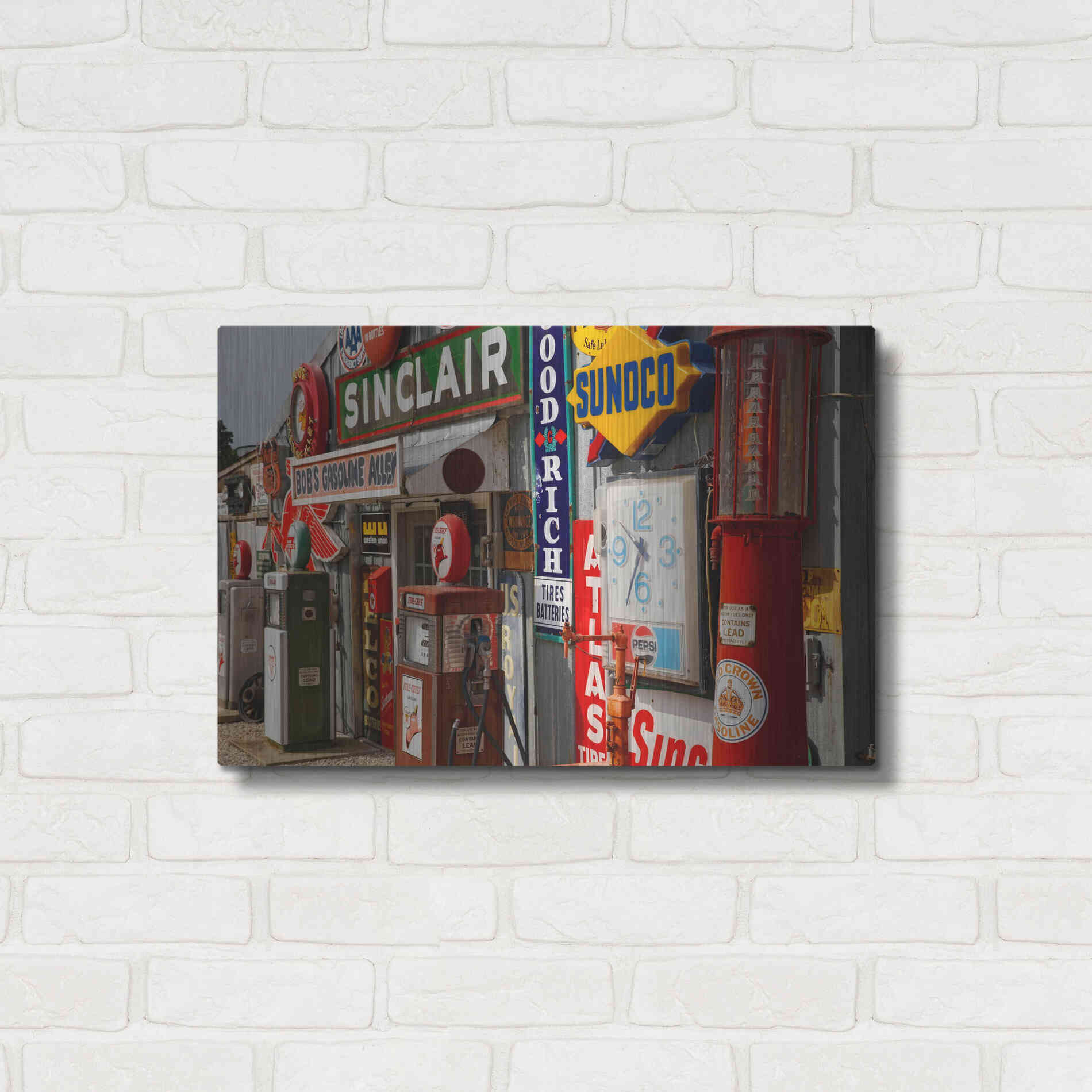 Luxe Metal Art 'Route 66 Cuba Missouri' by Mike Jones, Metal Wall Art,24x16