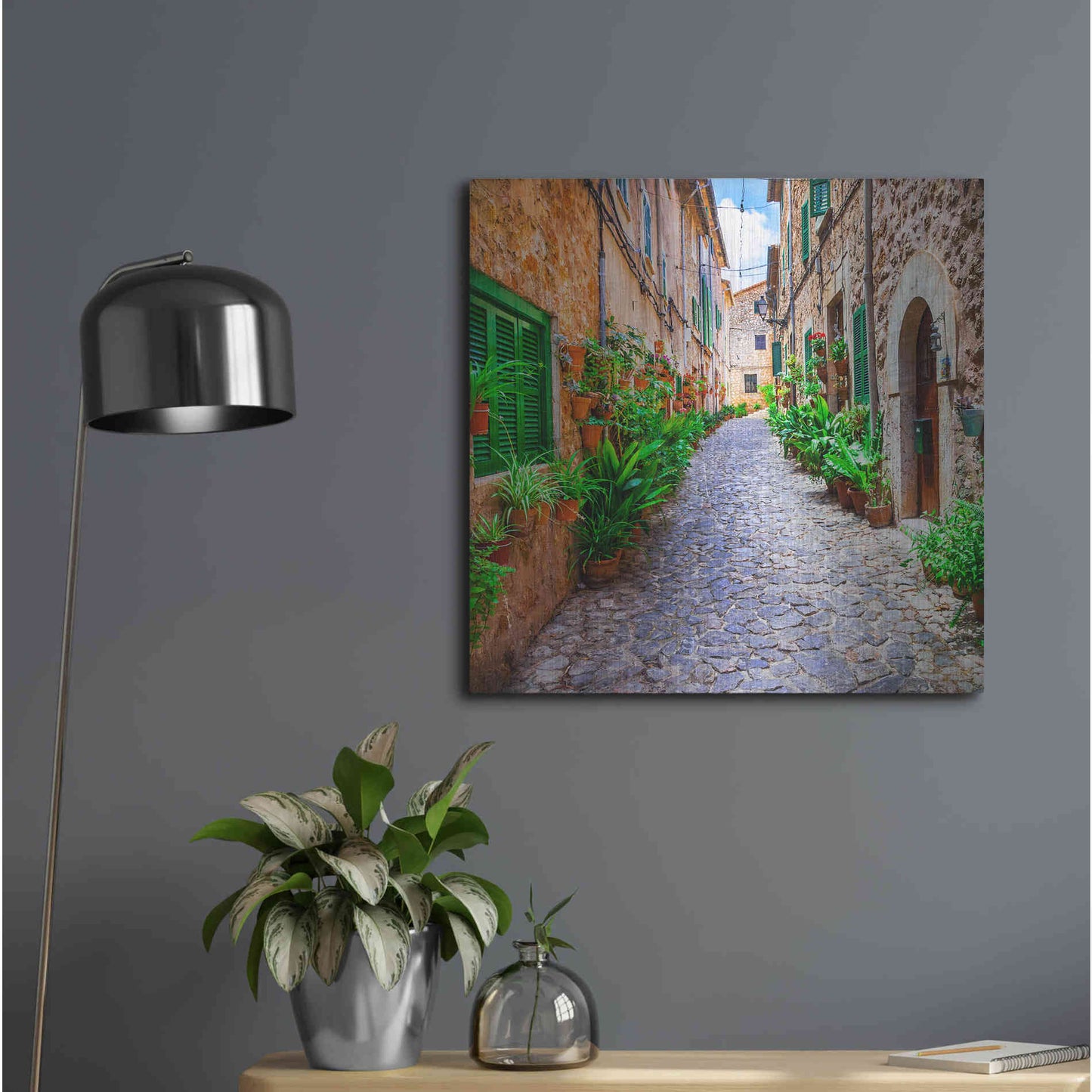 Luxe Metal Art 'Vecino I' Metal Wall Art,24x24